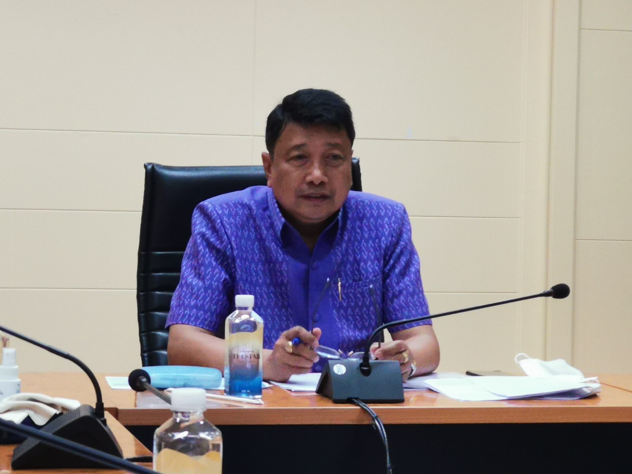 สบท. ประชุมชี้แจงแบบสำรวจข้อมูลลูกหนี้รายคนโครงการกองทุนที่ดิน