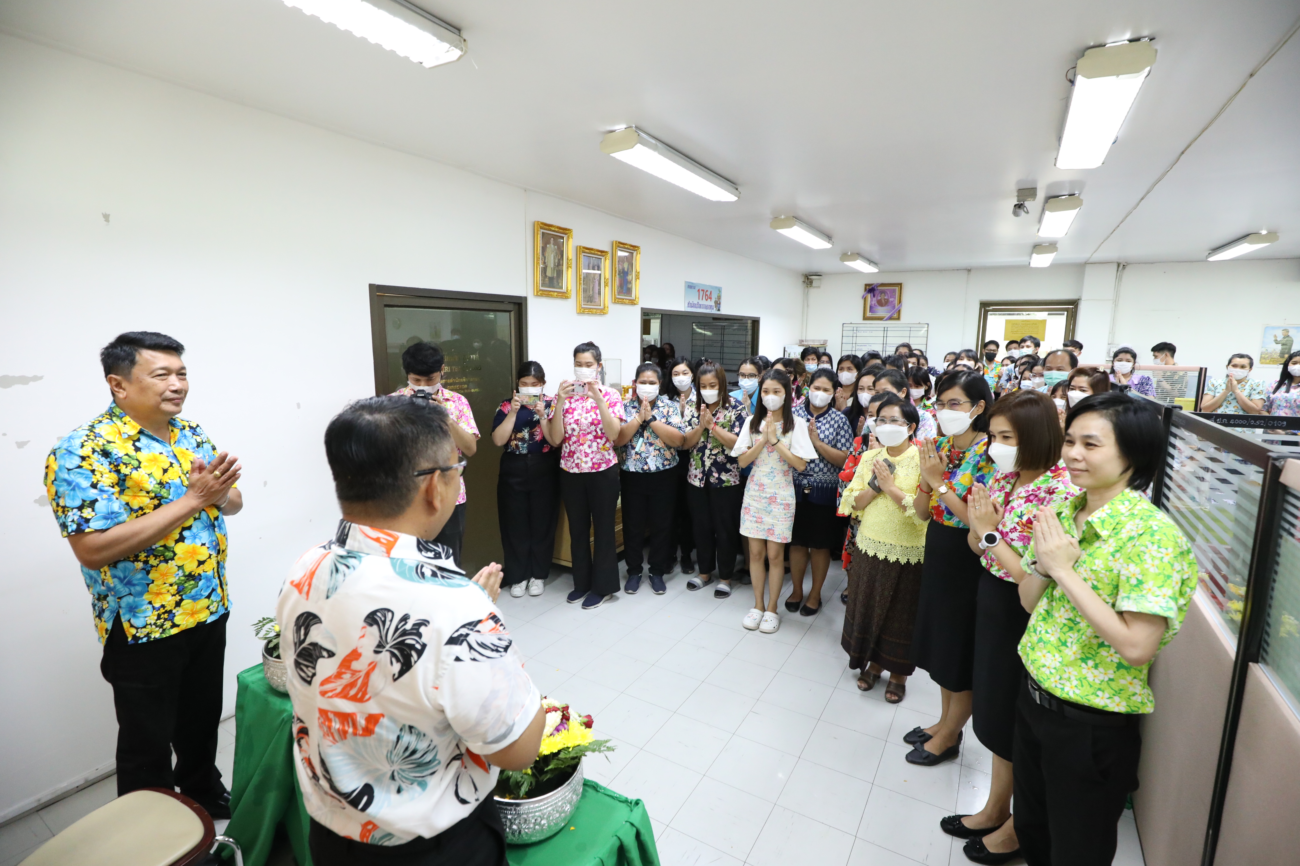 สำนักบริหารกองทุน รดน้ำขอพร เนื่องในประเพณีวันสงกรานต์ ประจำปี 2566