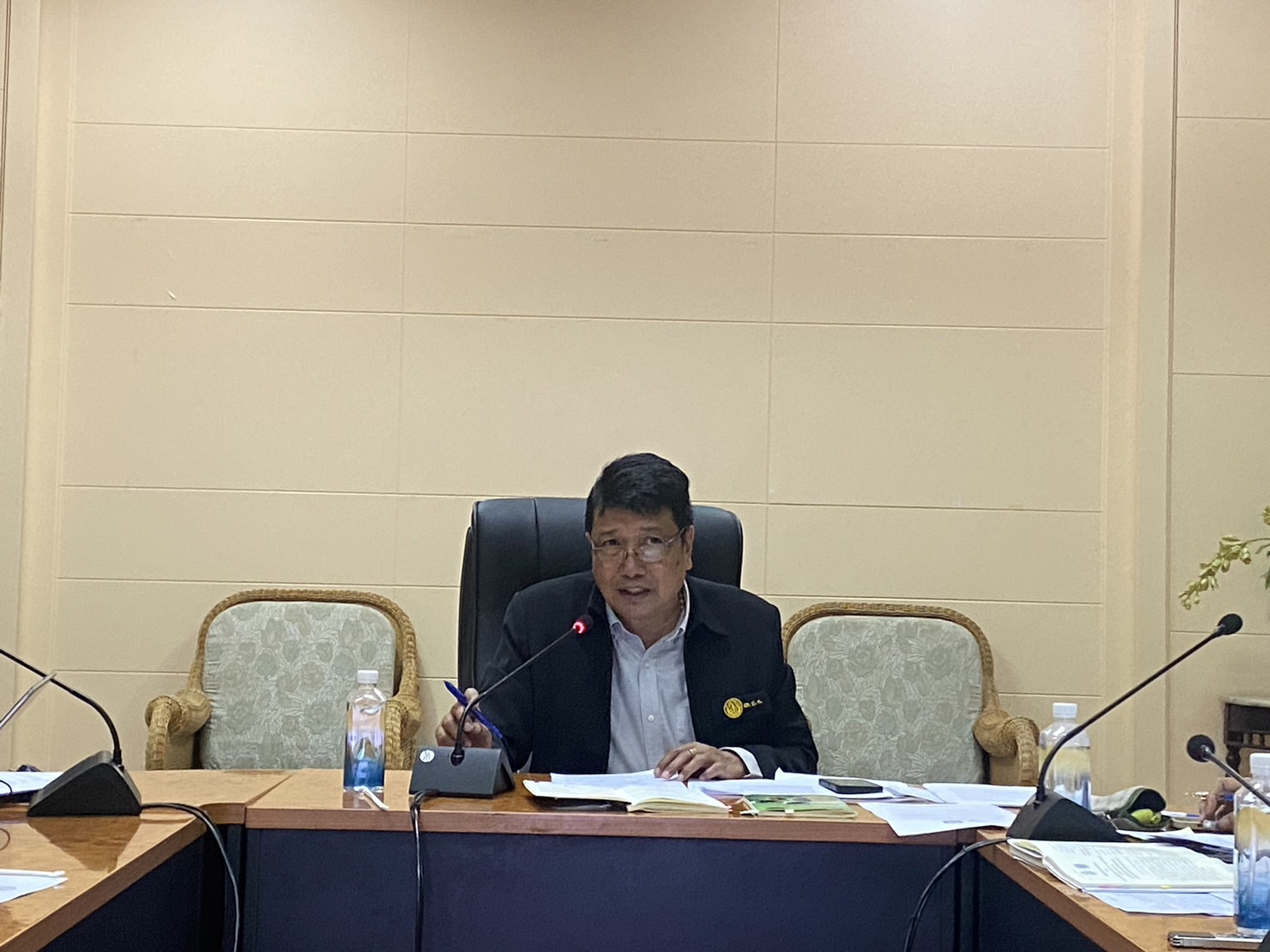 สำนักบริหารกองทุน ได้จัดประชุมให้ข้อคิดเห็นและข้อเสนอแนะร่างบันทึกข้อตกลงระหว่าง ส.ป.ก. กับ ธ.ก.ส. กรณีผู้ได้รับสิทธิจากการปฏิรูปที่ดินเพื่อเกษตรกรรมขอรับสินเชื่อ จาก ธ.ก.ส. 