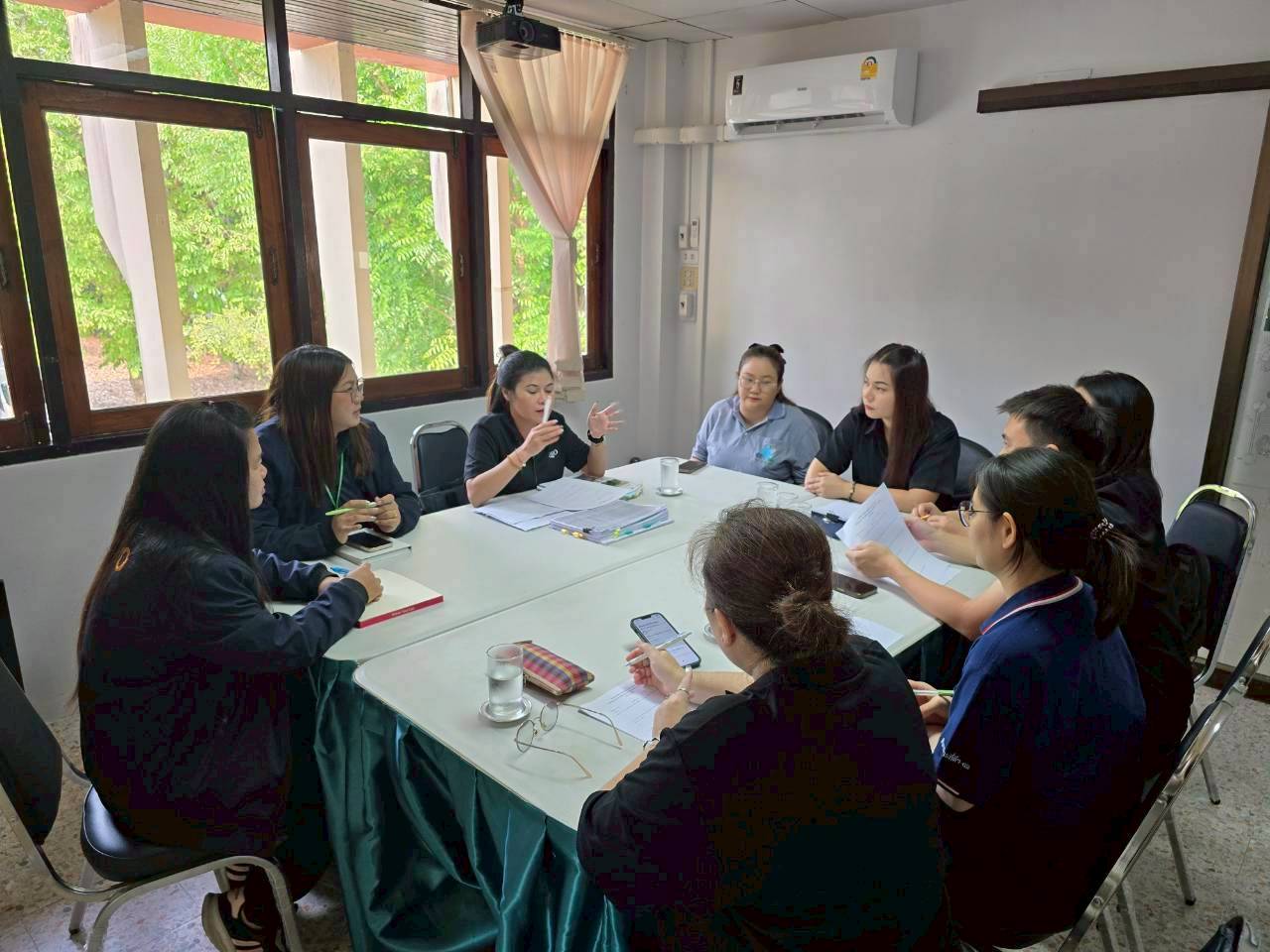 title - เจ้าหน้าที่กลุ่มที่ดินและผลประโยชน์ สำนักบริหารกองทุน เข้าสัมภาษณ์เชิงลึก (Focus group Discussion : FGD) ปฏิรูปที่ดินจังหวัด พร้อมด้วยเจ้าหน้าที่ ส.ป.ก.กาฬสินธุ์ และส.ป.ก.ศรีสะเกษ