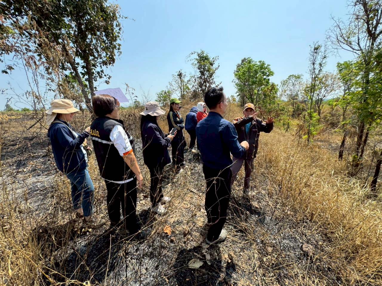 title - เจ้าหน้าที่กลุ่มที่ดินและผลประโยชน์ สำนักบริหารกองทุน เข้าสัมภาษณ์เชิงลึก (Focus group Discussion : FGD) ปฏิรูปที่ดินจังหวัด พร้อมด้วยเจ้าหน้าที่ ส.ป.ก.กาฬสินธุ์ และส.ป.ก.ศรีสะเกษ
