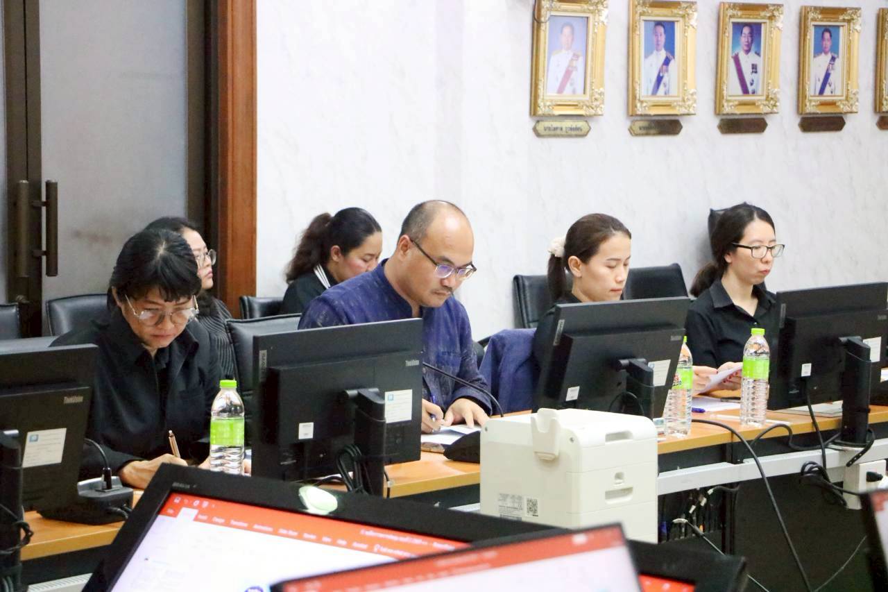 title - ประชุมคณะทำงานกำหนดกรอบการประเมินผลการปฏิบัติราชการ (ตัวชี้วัด) ตามคำรับรองการปฏิบัติราชการระดับหน่วยงานของสำนักบริหารกองทุน และสำนักงานการปฏิรูปที่ดินจังหวัด ประจำปีงบประมาณ พ.ศ. 2569 รอบที่ 1 (1 ตุลาคม 2568 – 31 มีนาคม 2569)