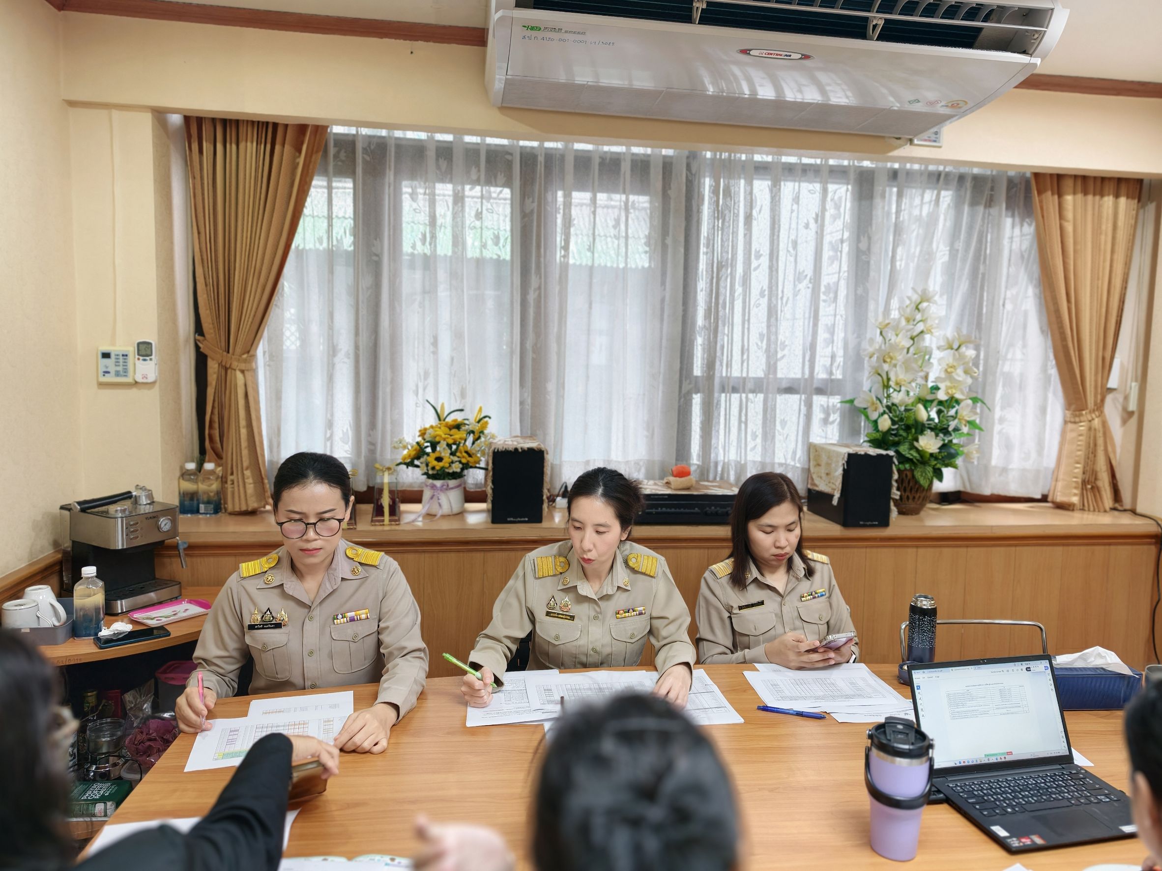 title - ประชุมคณะทำงานกำหนดกรอบการประเมินผลการปฏิบัติราชการ (ตัวชี้วัด) ตามคำรับรองการปฏิบัติราชการระดับหน่วยงานของสำนักบริหารกองทุน และ ส.ป.ก.จังหวัด ประจำปีงบประมาณ พ.ศ. 2569 รอบที่ 2 (1 เมษายน - 30 กันยายน 2569)