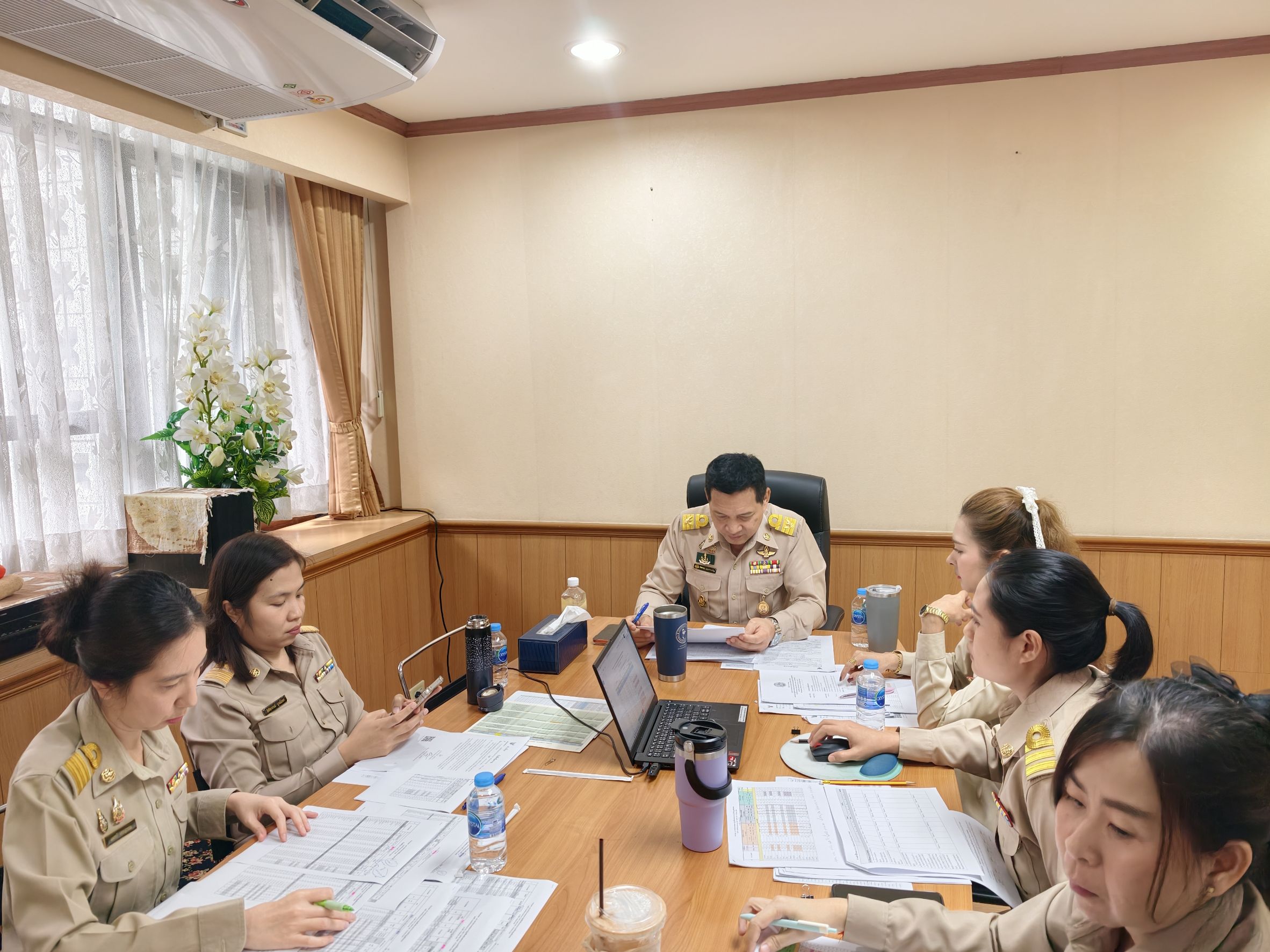 title - ประชุมคณะทำงานกำหนดกรอบการประเมินผลการปฏิบัติราชการ (ตัวชี้วัด) ตามคำรับรองการปฏิบัติราชการระดับหน่วยงานของสำนักบริหารกองทุน และ ส.ป.ก.จังหวัด ประจำปีงบประมาณ พ.ศ. 2569 รอบที่ 2 (1 เมษายน - 30 กันยายน 2569)