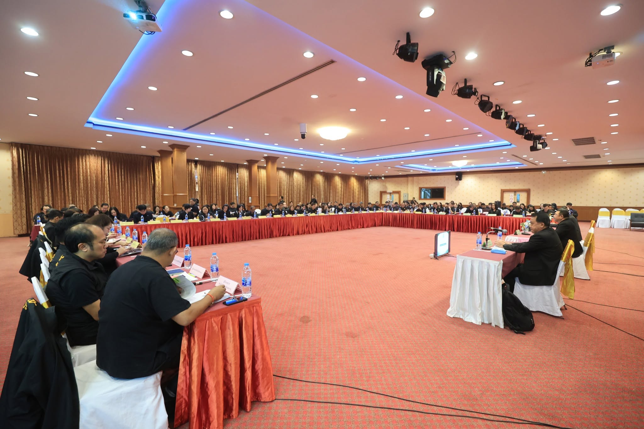 title - สบท. เข้าร่วมประชุมคณะทำงานติดตามเงินงบประมาณ ประจำปีงบประมาณ พ.ศ. 2569 ของสำนักงานการปฏิรูปที่ดินเพื่อเกษตรกรรม ครั้งที่ 4/2569 (ภาคกลางและภาคใต้) 