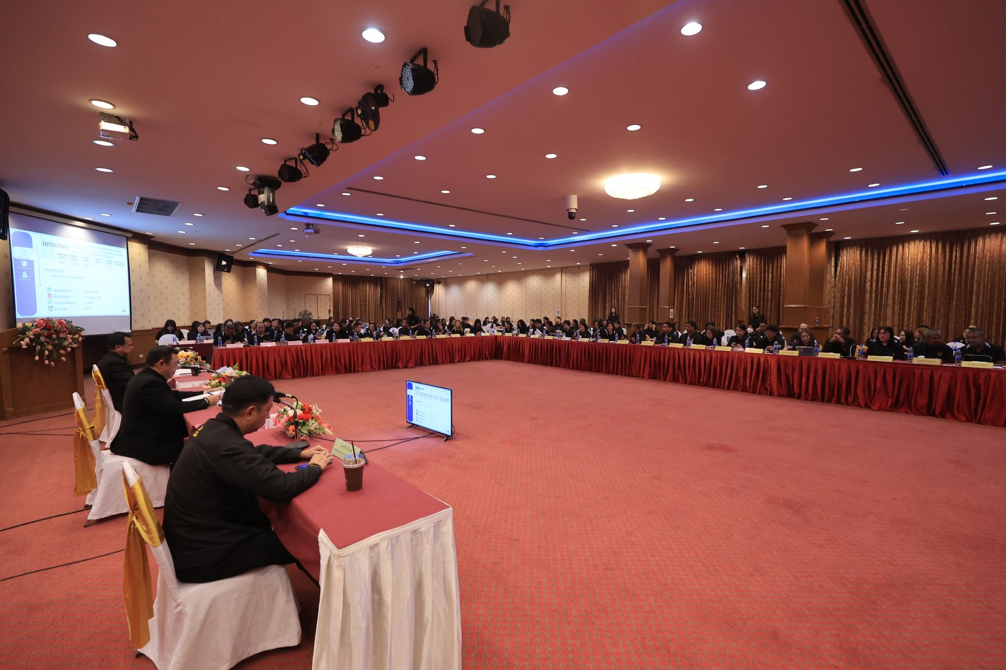 title - สบท. เข้าร่วมประชุมคณะทำงานติดตามเงินงบประมาณ ประจำปีงบประมาณ พ.ศ. 2569 ของสำนักงานการปฏิรูปที่ดินเพื่อเกษตรกรรม ครั้งที่ 4/2569 (ภาคกลางและภาคใต้) 