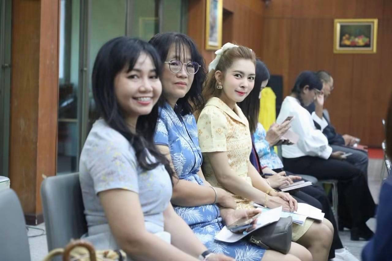 title - สบท. ร่วมประชุมคณะทำงานติดตามเร่งรัดการใช้จ่ายเงินงบประมาณประจำปีงบประมาณ พ.ศ. 2569 สำนักงานการปฏิรูปที่ดินเพื่อเกษตรกรรม ครั้งที่ 5/2569