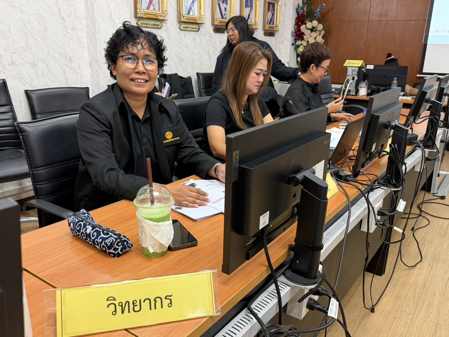 title - โครงการพัฒนาบุคลากรเพื่อเพิ่มประสิทธิภาพการดำเนินงานกองทุนการปฏิรูปที่ดินเพื่อเกษตรกรรมหลักสูตร “การฝึกอบรมเชิงปฏิบัติการ เรื่อง ทบทวนการใช้งานระบบโปรแกรม กองทุนการปฏิรูปที่ดินเพื่อเกษตรกรรมอย่างมีประสิทธิภาพ” ด้วยการจัดฝึกอบรมทางไกลผ่านระบบออนไลน์ (Online) โดย GDCC : E-meeting 