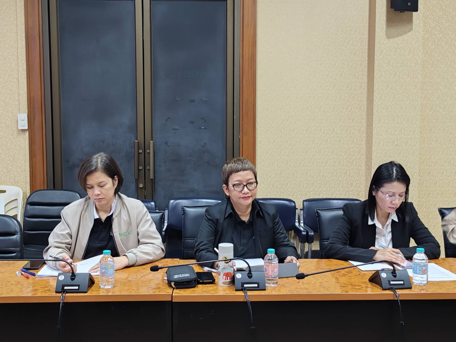 title - ประชุมคณะทำงานจัดทำรายละเอียดข้อมูลการขอจัดตั้งกองทุนการปฏิรูปที่ดินและคุ้มครองพื้นที่เกษตรกรรม ตามร่างพระราชบัญญัติการปฏิรูปที่ดินและคุ้มครองพื้นที่เกษตรกรรม พ.ศ. .... ครั้งที่ 1/2569