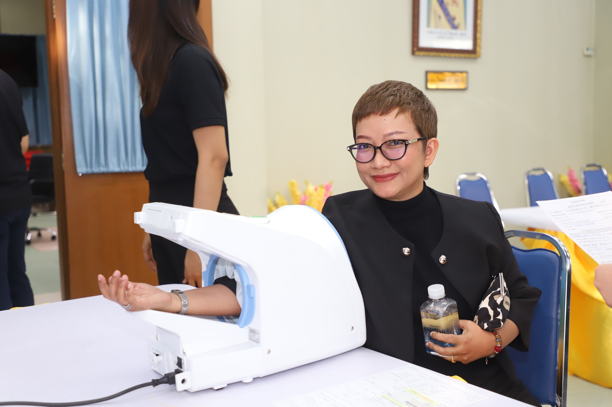 title - สบท. ร่วมบริจาคโลหิต น้อมถวายเป็นพระราชกุศลแด่สมเด็จพระนางเจ้าสิริกิติ์ พระบรมราชินีนาถ พระบรมราชชนนีพันปีหลวง 