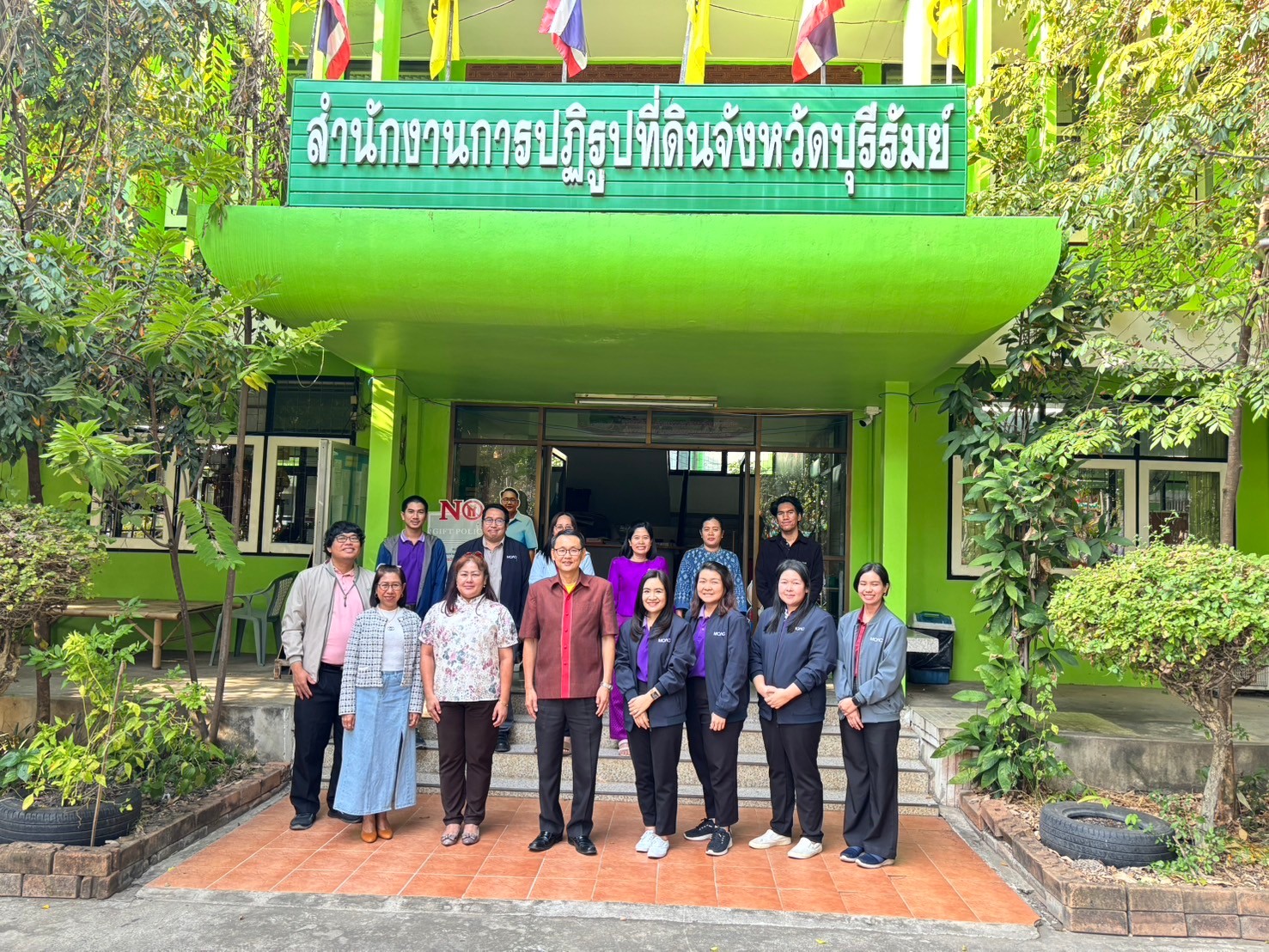 ศทส. เผยแพร่ประชาสัมพันธ์การใช้งานระบบบริหารจัดการและเผยแพร่ข้อมูลแผนที่ (GIS Portal) แก่เจ้าหน้าที่จังหวัดบุรีรัมย์