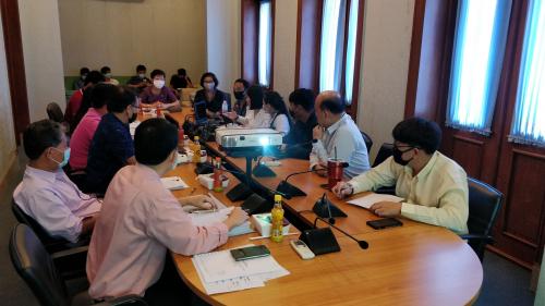 ศูนย์เทคโนโลยีสารสนเทศและการสื่อสาร จัดประชุมการนำเสนอแผนการปฏิบัติงานภายใต้โครงการปรับปรุงระบบเครือข่ายอินเตอร์เน็ต ส.ป.ก.ถนนราชดำเนินนอก