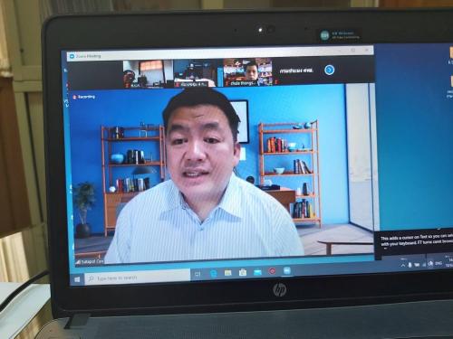 ประชุมชี้แจงการดำเนินโครงการ “ช่วยเกษตร” ผ่านระบบ Application Zoom 