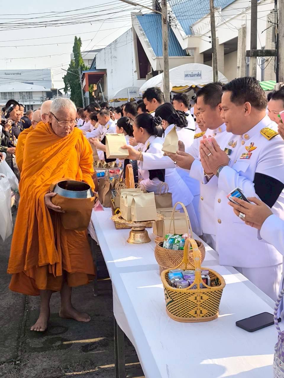 title - ส.ป.ก.กาฬสินธุ์ ร่วมงานรัฐพิธี 