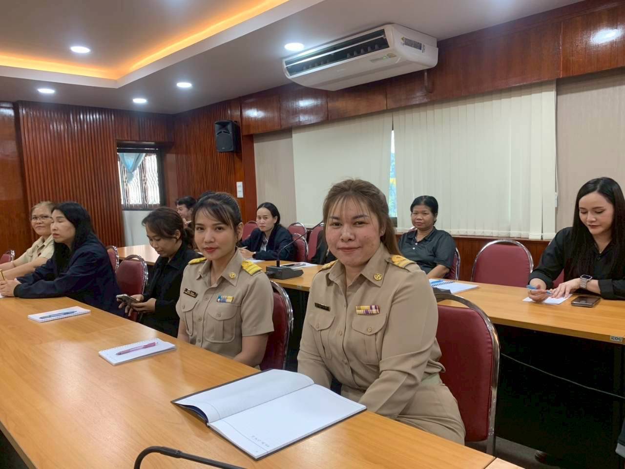 title - ส.ป.ก.กาฬสินธุ์ จัดประชุมสำนักงานเพื่อมอบนโยบายและแนวทางการขับเคลื่อนงาน ปีงบประมาณ 2569