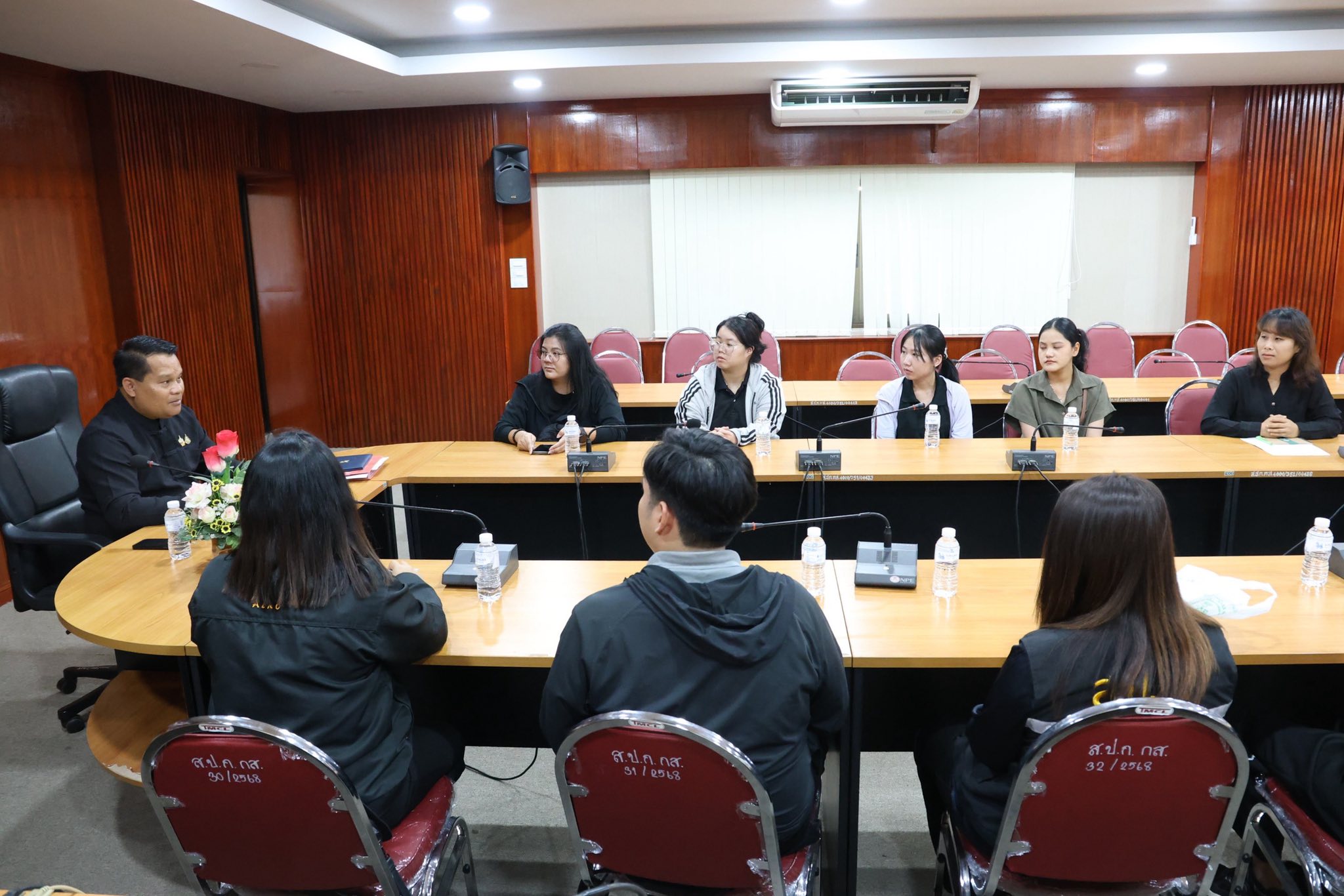 title - ส.ป.ก.กาฬสินธุ์ ประชุมหารือการเตรียมการจัดโครงการสัมมนาเชิงปฏิบัติการ “หลักสูตรการพัฒนาผู้นำสถาบันเกษตรกรและเชื่อมโยงภาคีเครือข่าย คทช.ในเขตปฏิรูปที่ดิน” ระหว่างวันที่ 11-13 กุมภาพันธ์ 2569