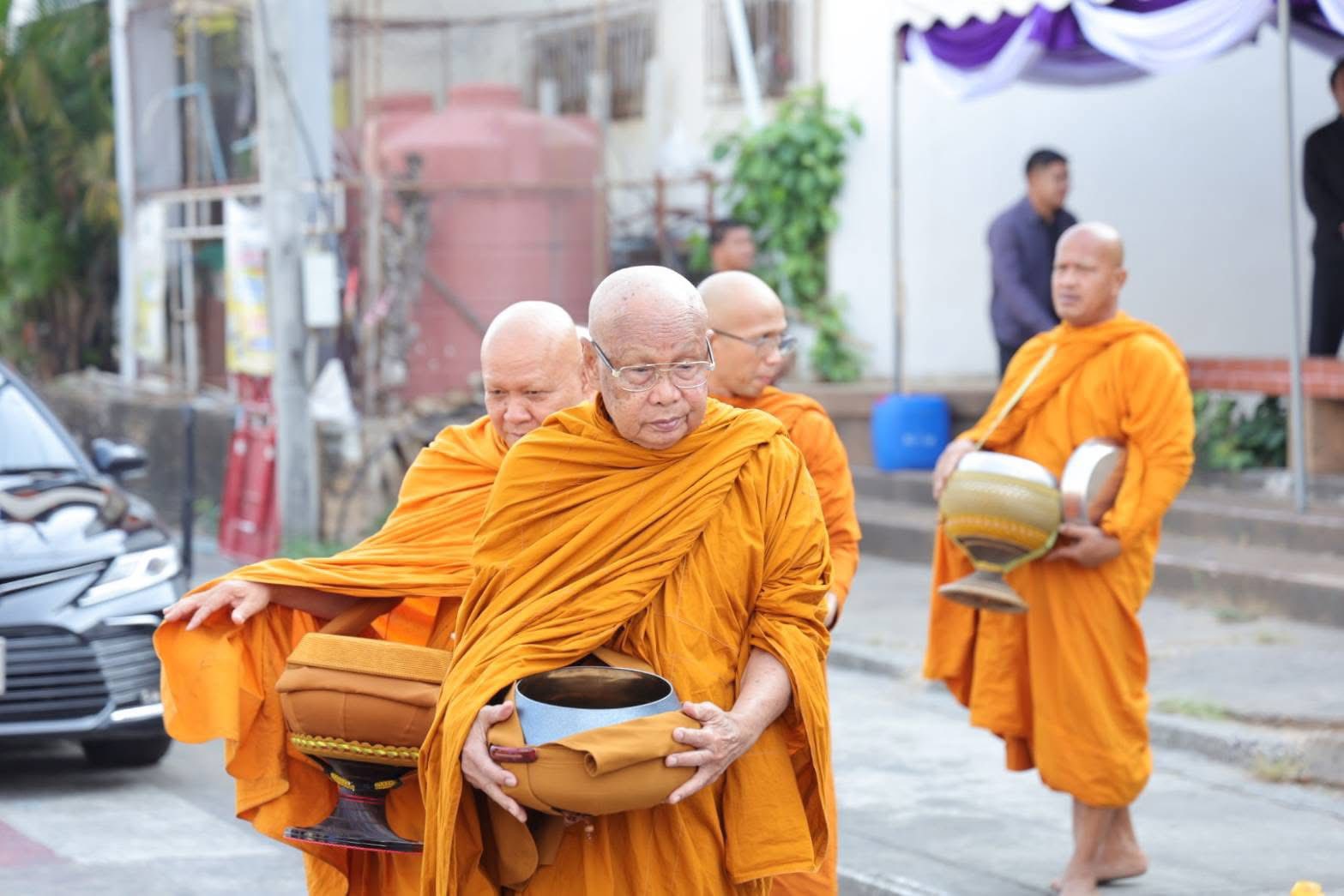 title - ส.ป.ก.กาฬสินธุ์ ร่วมกิจกรรมเนื่องในวันคล้ายวันพระราชสมภพ สมเด็จพระกนิษฐาธิราชเจ้า กรมสมเด็จพระเทพรัตนราชสุดาฯ สยามบรมราชกุมารี  ณ หอประชุมเฉลิมพระเกียรติ 80 พรรษา (มหาราชา) ศาลากลางจังหวัดกาฬสินธุ์ (หลังเก่า)