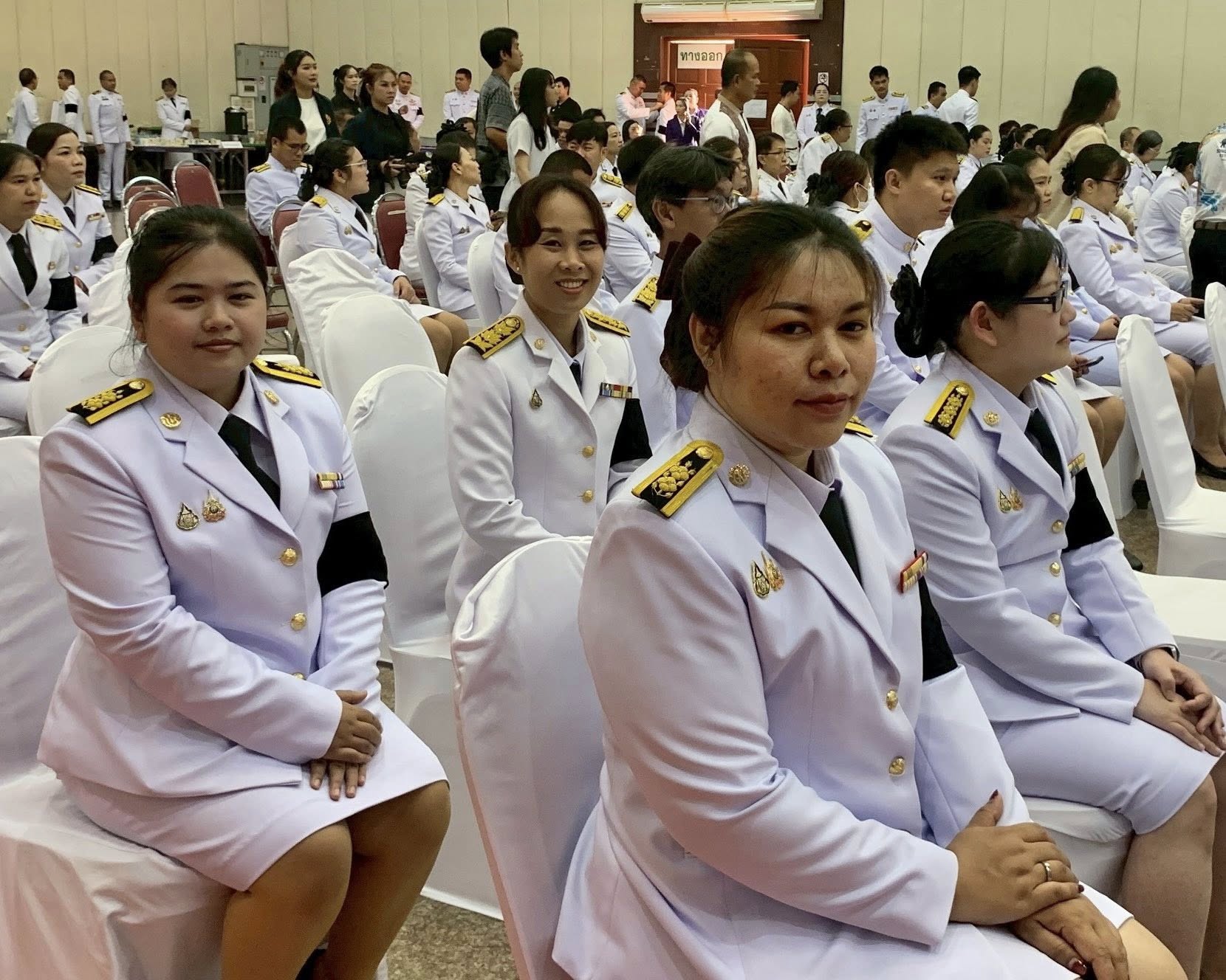 title - ส.ป.ก.กาฬสินธุ์ ร่วมกิจกรรมเนื่องในวันคล้ายวันพระราชสมภพ สมเด็จพระกนิษฐาธิราชเจ้า กรมสมเด็จพระเทพรัตนราชสุดาฯ สยามบรมราชกุมารี  ณ หอประชุมเฉลิมพระเกียรติ 80 พรรษา (มหาราชา) ศาลากลางจังหวัดกาฬสินธุ์ (หลังเก่า)