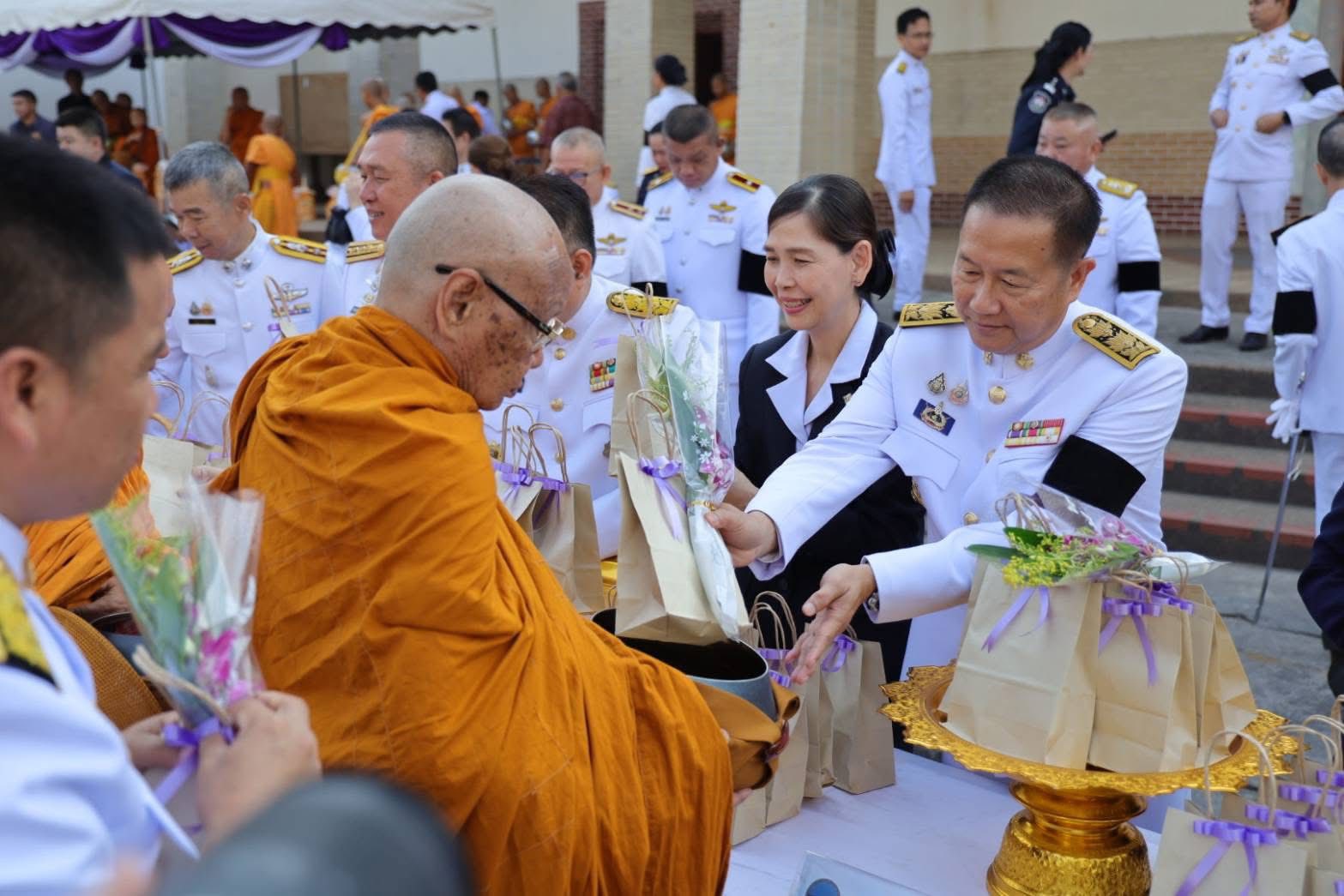 title - ส.ป.ก.กาฬสินธุ์ ร่วมกิจกรรมเนื่องในวันคล้ายวันพระราชสมภพ สมเด็จพระกนิษฐาธิราชเจ้า กรมสมเด็จพระเทพรัตนราชสุดาฯ สยามบรมราชกุมารี  ณ หอประชุมเฉลิมพระเกียรติ 80 พรรษา (มหาราชา) ศาลากลางจังหวัดกาฬสินธุ์ (หลังเก่า)