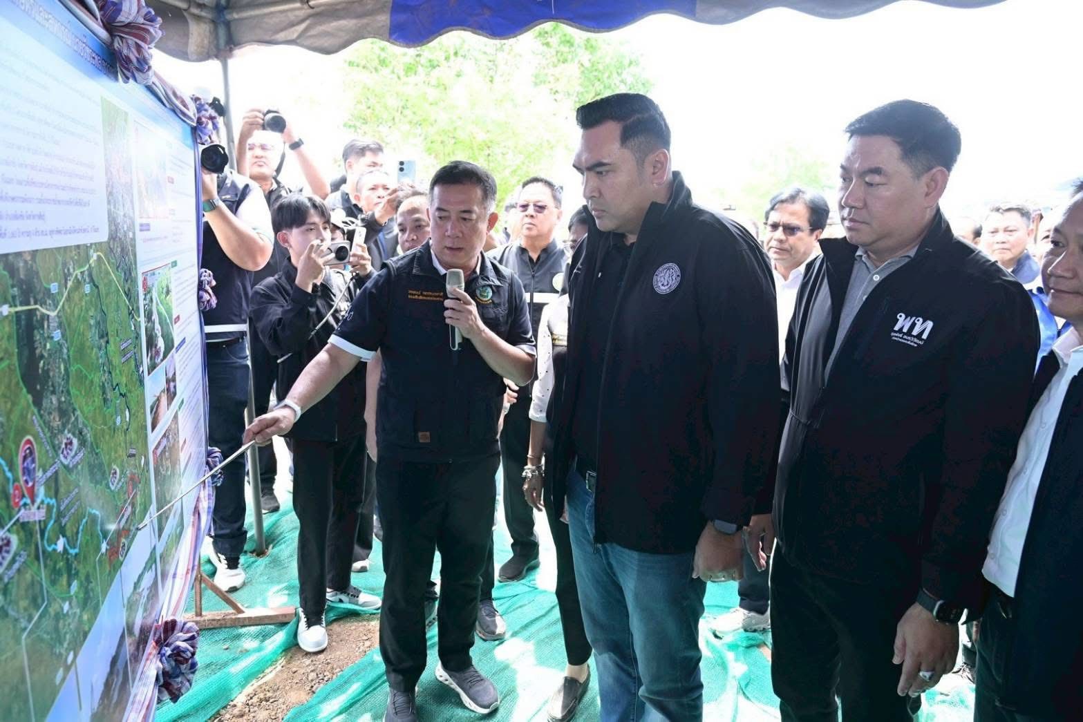 title - ส.ป.ก.กาฬสินธุ์ ร่วมการตรวจราชการและติดตามงานของรัฐมนตรีช่วยว่าการกระทรวงเกษตรและสหกรณ์ (รมช.กษ.) (นายวัชระพล ขาวขำ) และคณะ ในพื้นที่จังหวัดกาฬสินธุ์