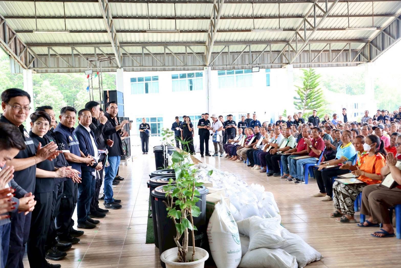 title - ส.ป.ก.กาฬสินธุ์ ร่วมการตรวจราชการและติดตามงานของรัฐมนตรีช่วยว่าการกระทรวงเกษตรและสหกรณ์ (รมช.กษ.) (นายวัชระพล ขาวขำ) และคณะ ในพื้นที่จังหวัดกาฬสินธุ์