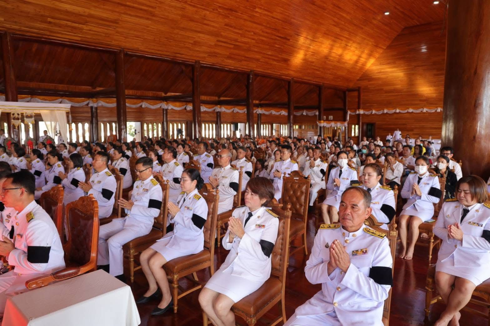 title - ส.ป.ก.กาฬสินธุ์ ร่วมพิธีบรรพชาสามเณร จำนวน 99 รูป เพื่อถวายเป็นพระราชกุศลแด่ สมเด็จพระนางเจ้าสิริกิติ์ พระบรมราชินีนาถ พระบรมราชชนนีพันปีหลวง เนื่องในการบำเพ็ญกุศลปัญญาสมวารถวายพระบรมศพ (ครบ 50 วัน)