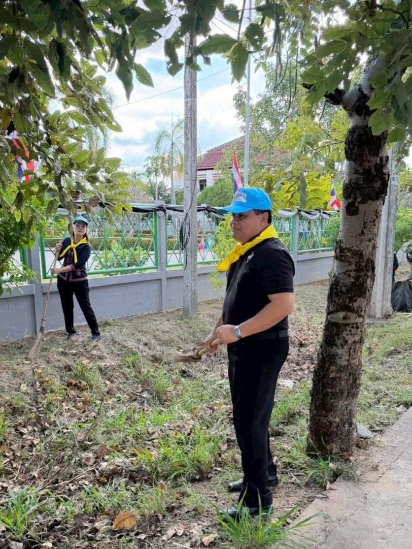 title - ส.ป.ก.กาฬสินธุ์ ร่วมกันกล่าวถวายสัตย์ปฏิญาณตนเป็นข้าราชการที่ดีและพลังของแผ่นดิน และร่วมปฏิบัติกิจกรรมจิตอาสา 