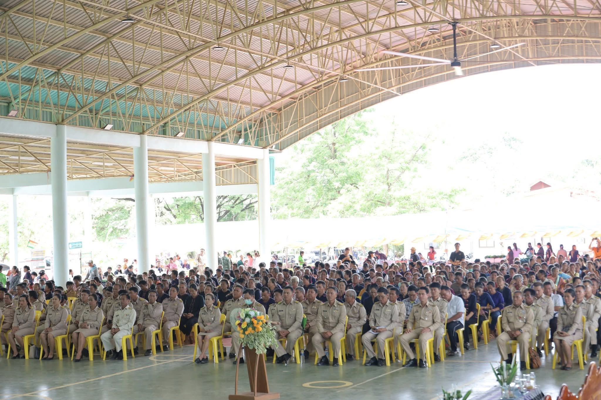 title - ส.ป.ก.กาฬสินธุ์ ร่วมงาน โครงการคลินิกเกษตรเคลื่อนที่ในพระราชานุเคราะห์ สมเด็จพระบรมโอรสาธิราช ฯ สยามมกุฎราชกุมาร ประจำปีงบประมาณ พ.ศ. 2569 ไตรมาสที่ 3 ณ องค์การบริหารส่วนตำบลสำราญใต้ อำเภอสามชัย จังหวัดกาฬสินธุ์