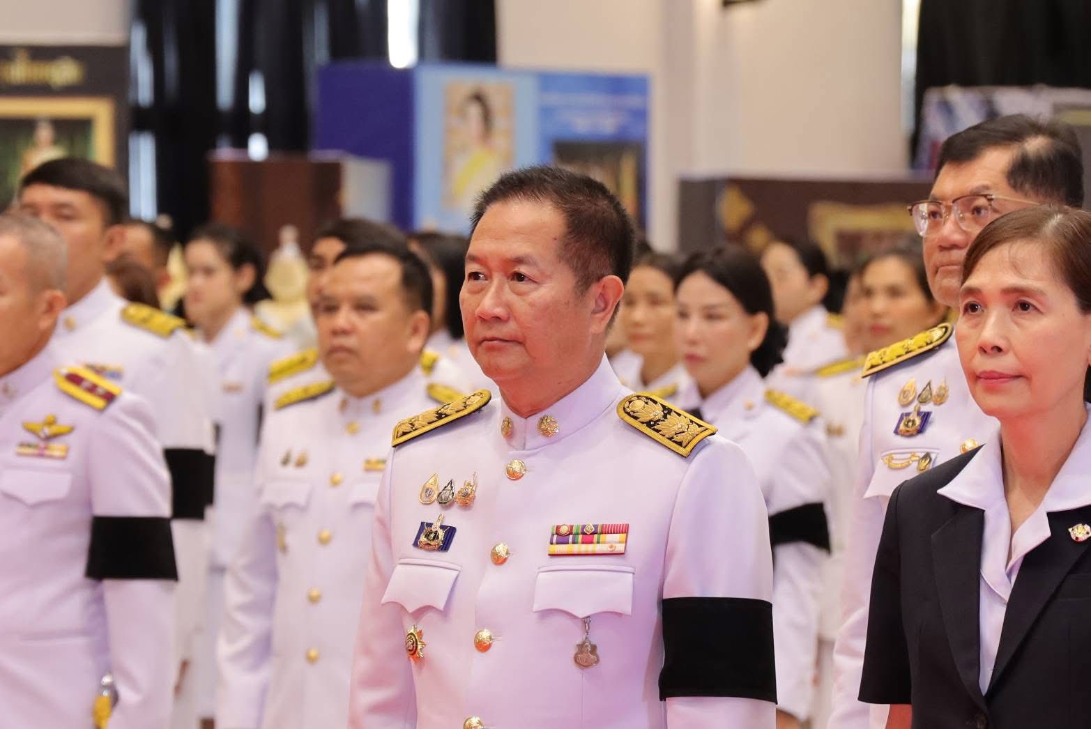 title - ส.ป.ก.กาฬสินธุ์ ร่วมกิจกรรม “รวมพลังแห่งความภักดี เพื่อถวายเป็นพระราชกุศลแด่สมเด็จพระนางเจ้าสิริกิติ์ พระบรมราชินีนาถ พระบรมราชชนนีพันปีหลวง” ณ หอประชุมจังหวัดกาฬสินธุ์ ศูนย์ราชการจังหวัดกาฬสินธุ์ จังหวัดกาฬสินธุ์