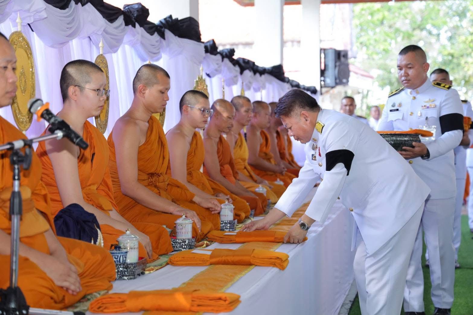 title - ส.ป.ก.กาฬสินธุ์ ร่วมพิธ๊พระราชทานเพลิงศพเป็นกรณีพิเศษ พลทหาร ชาญชัย ผดุงโชค (หน่วย ร.112 พัน.3) ผู้เสียชีวิตจากเหตุการณ์ปะทะกันระหว่างไทย - กัมพูชา ณ เมรุวัดโพธิ์ชัยโคกใหญ่ ตำบลบัวบาน อำเภอยางตลาด จังหวัดกาฬสินธุ์