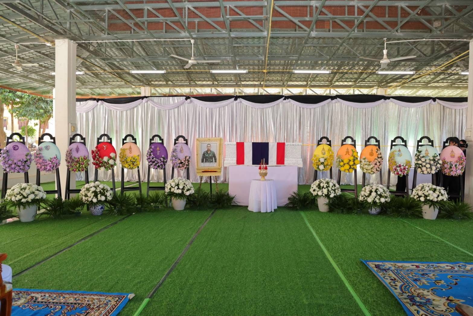 title - ส.ป.ก.กาฬสินธุ์ ร่วมพิธ๊พระราชทานเพลิงศพเป็นกรณีพิเศษ พลทหาร ชาญชัย ผดุงโชค (หน่วย ร.112 พัน.3) ผู้เสียชีวิตจากเหตุการณ์ปะทะกันระหว่างไทย - กัมพูชา ณ เมรุวัดโพธิ์ชัยโคกใหญ่ ตำบลบัวบาน อำเภอยางตลาด จังหวัดกาฬสินธุ์