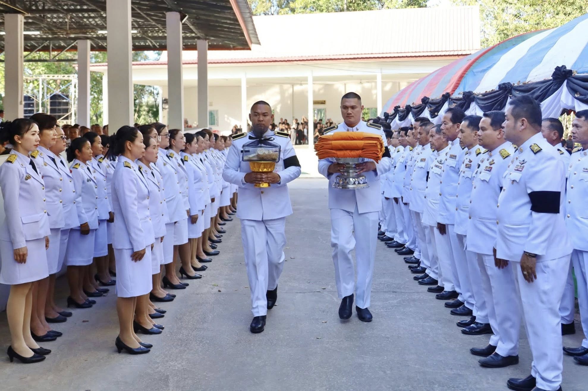 title - ส.ป.ก.กาฬสินธุ์ ร่วมพิธ๊พระราชทานเพลิงศพเป็นกรณีพิเศษ พลทหาร ชาญชัย ผดุงโชค (หน่วย ร.112 พัน.3) ผู้เสียชีวิตจากเหตุการณ์ปะทะกันระหว่างไทย - กัมพูชา ณ เมรุวัดโพธิ์ชัยโคกใหญ่ ตำบลบัวบาน อำเภอยางตลาด จังหวัดกาฬสินธุ์