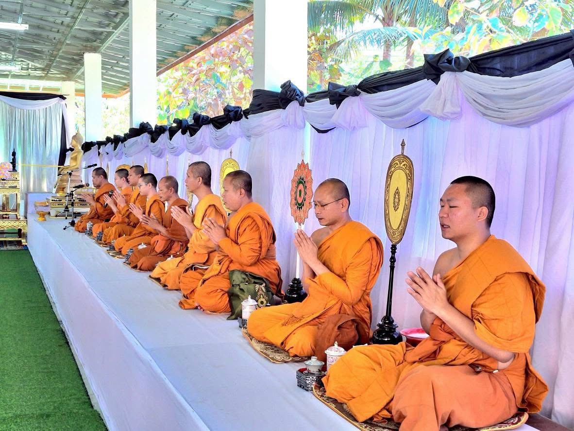 title - ส.ป.ก.กาฬสินธุ์ ร่วมพิธ๊พระราชทานเพลิงศพเป็นกรณีพิเศษ พลทหาร ชาญชัย ผดุงโชค (หน่วย ร.112 พัน.3) ผู้เสียชีวิตจากเหตุการณ์ปะทะกันระหว่างไทย - กัมพูชา ณ เมรุวัดโพธิ์ชัยโคกใหญ่ ตำบลบัวบาน อำเภอยางตลาด จังหวัดกาฬสินธุ์