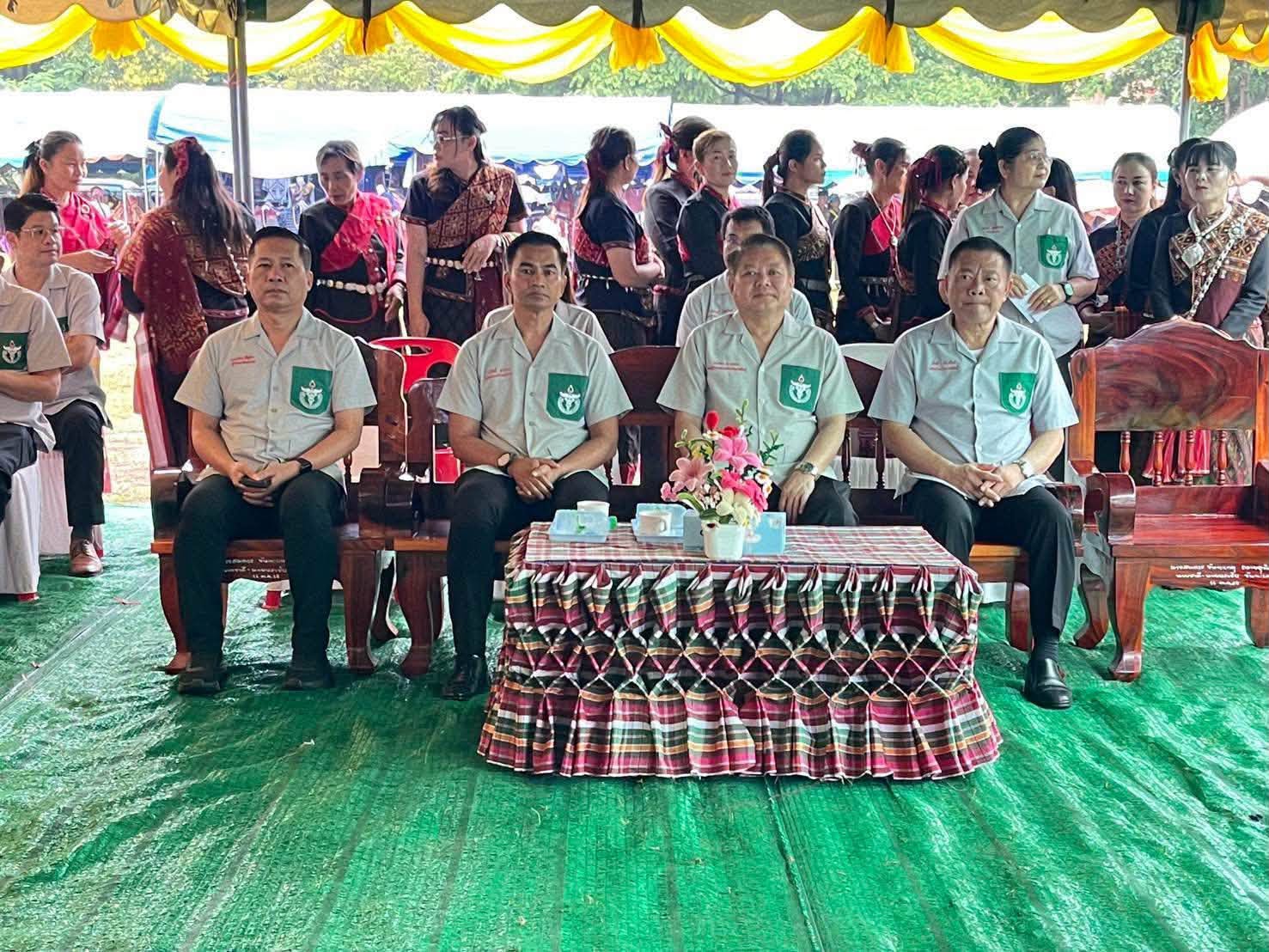 title - ส.ป.ก.กาฬสินธุ์ ร่วมออกหน่วยแพทย์เคลื่อนที่ พอ.สว. และบริการของส่วนราชการระดับจังหวัด ออกไปให้บริการประชาชนตามโครงการจังหวัดกาฬสินธุ์ บำบัดทุกข์ บำรุงสุข สร้างรอยยิ้มให้ประชาชน ณ โรงเรียนบ้านขามวิทยาคม ตำบลคลองขาม อำเภอยางตลาด จังหวัดกาฬสินธุ์