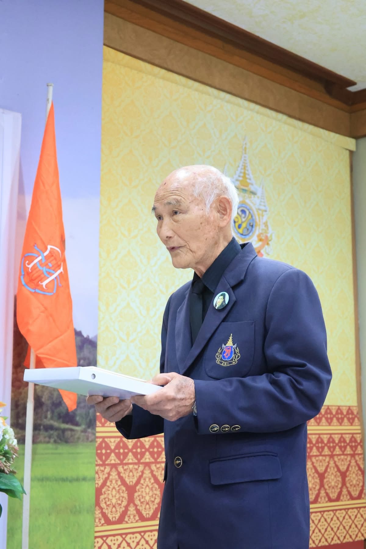 title - ว่าที่พันตรี ศักดิ์ระพี แพร่งสุวรรณ ปฏิรูปที่ดินจังหวัดกาฬสินธุ์ ร่วมรับ ส.ค.ส. พระราชทาน เนื่องในโอกาสวารดิถีขึ้นปีใหม่ พุทธศักราช 2569 ณ ห้องประชุมไชยยงค์ ชูชาติ ส.ป.ก.ถนนราชดำเนินนอก เขตพระนคร กรุงเทพมหานคร