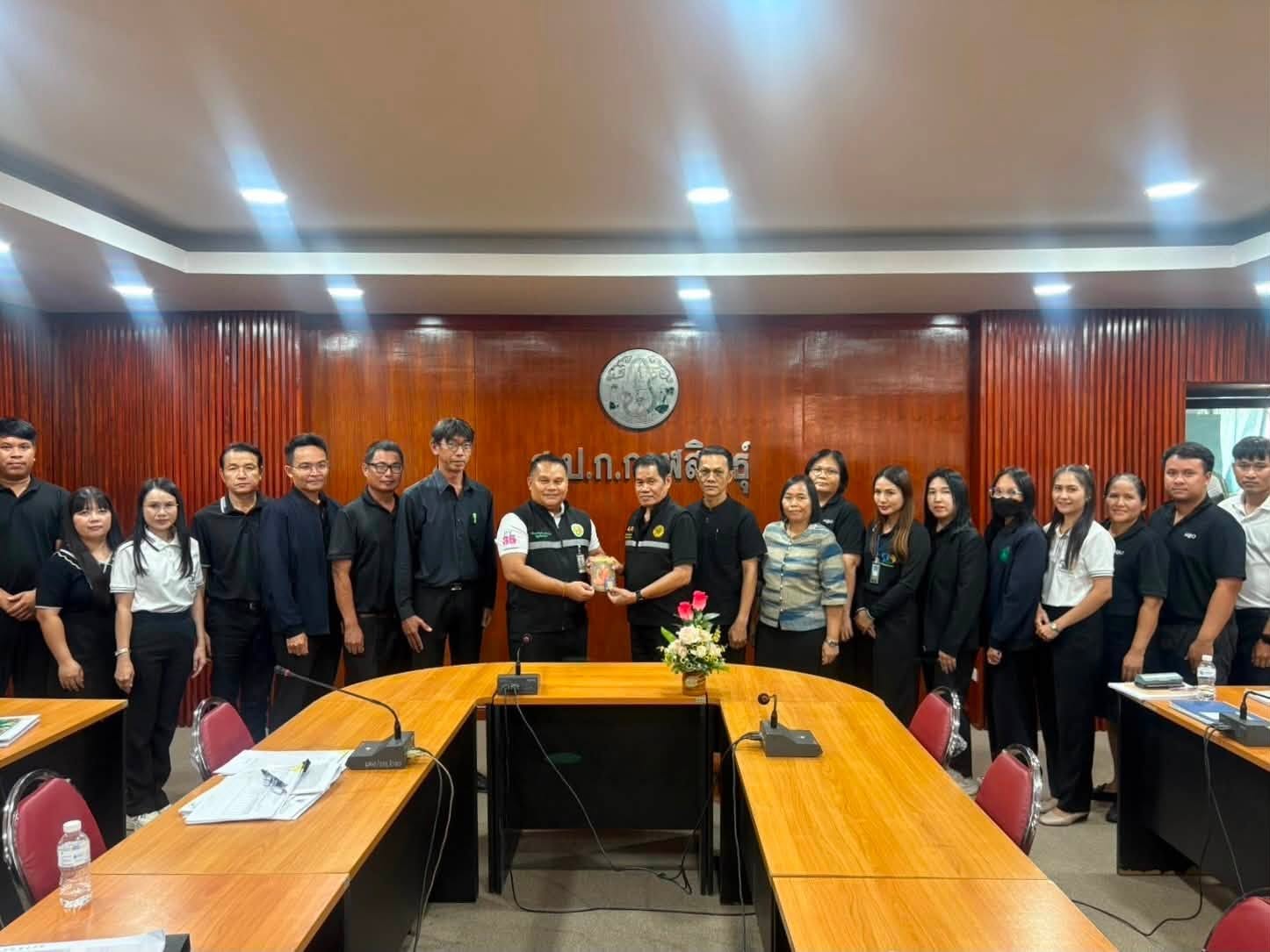 title - ส.ป.ก.กาฬสินธุ์ ร่วมประชุมตรวจราชการและติดตามความก้าวหน้าผลการดำเนินงานตามแผนการตรวจราชการของผู้ตรวจราชการสำนักงานการปฏิรูปที่ดินเพื่อเกษตรกรรม ประจำปีงบประมาณ พ.ศ. 2569 รอบที่ 2 เขตตรวจราชการที่ 12 จังหวัดกาฬสินธุ์