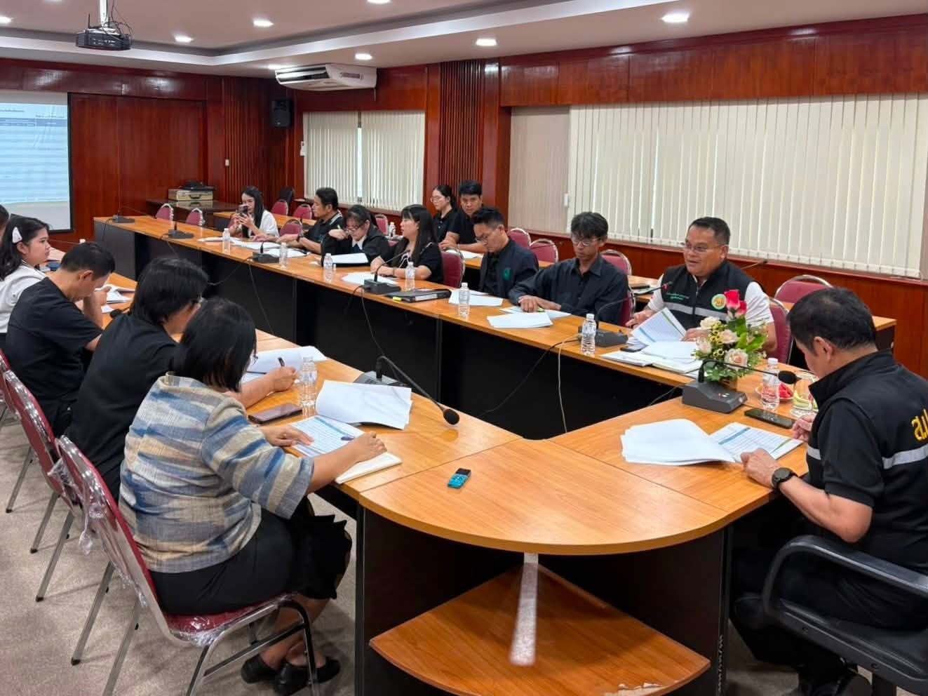 title - ส.ป.ก.กาฬสินธุ์ ร่วมประชุมตรวจราชการและติดตามความก้าวหน้าผลการดำเนินงานตามแผนการตรวจราชการของผู้ตรวจราชการสำนักงานการปฏิรูปที่ดินเพื่อเกษตรกรรม ประจำปีงบประมาณ พ.ศ. 2569 รอบที่ 2 เขตตรวจราชการที่ 12 จังหวัดกาฬสินธุ์