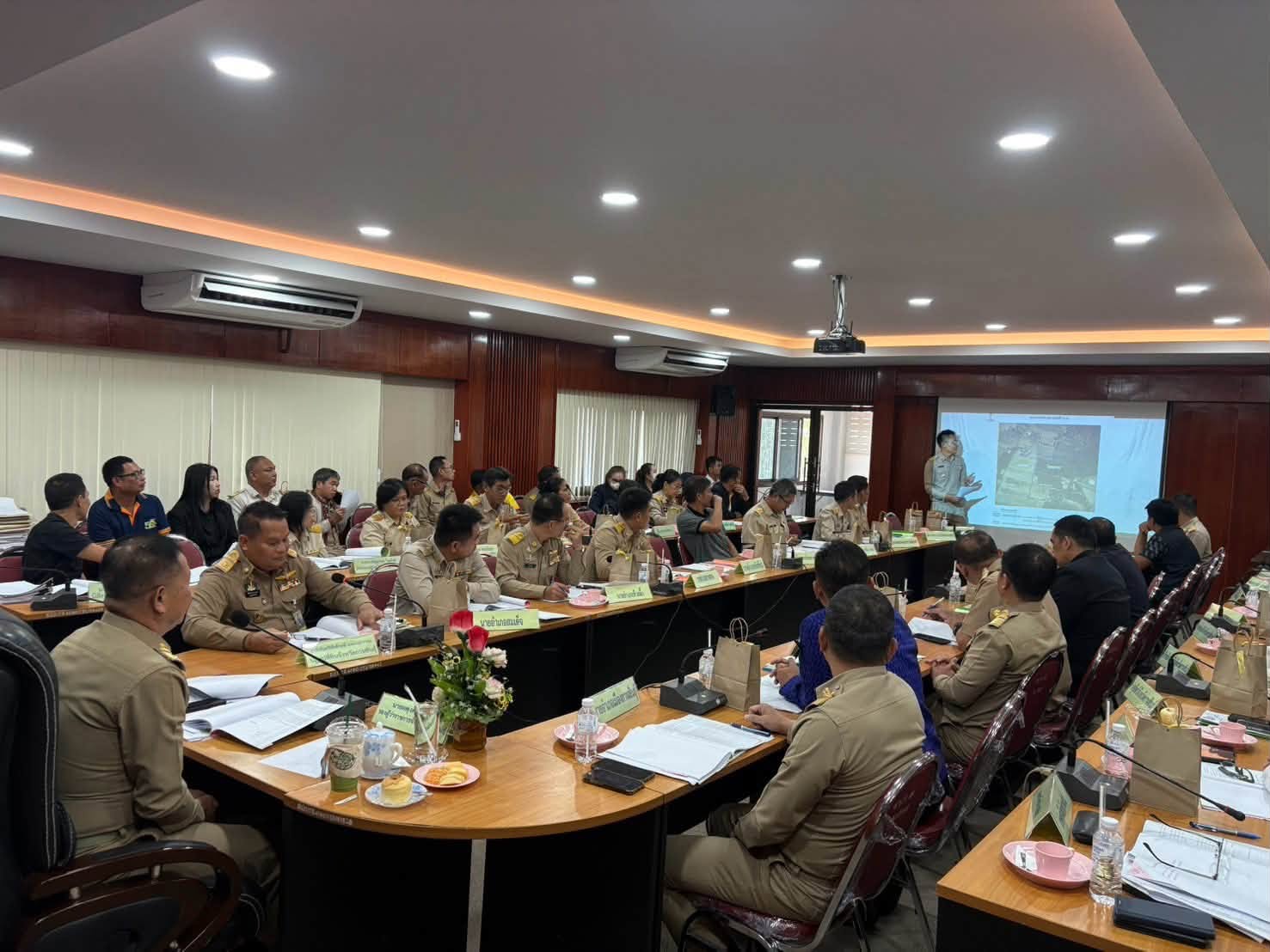 title - ส.ป.ก.กาฬสินธุ์ จัดประชุมคณะกรรมการปฏิรูปที่ดินจังหวัดกาฬสินธุ์ ครั้งที่ 2/2569 ณ ห้องประชุมสำนักงานการปฏิรูปที่ดินจังหวัดกาฬสินธุ์ (ชั้น 2) 