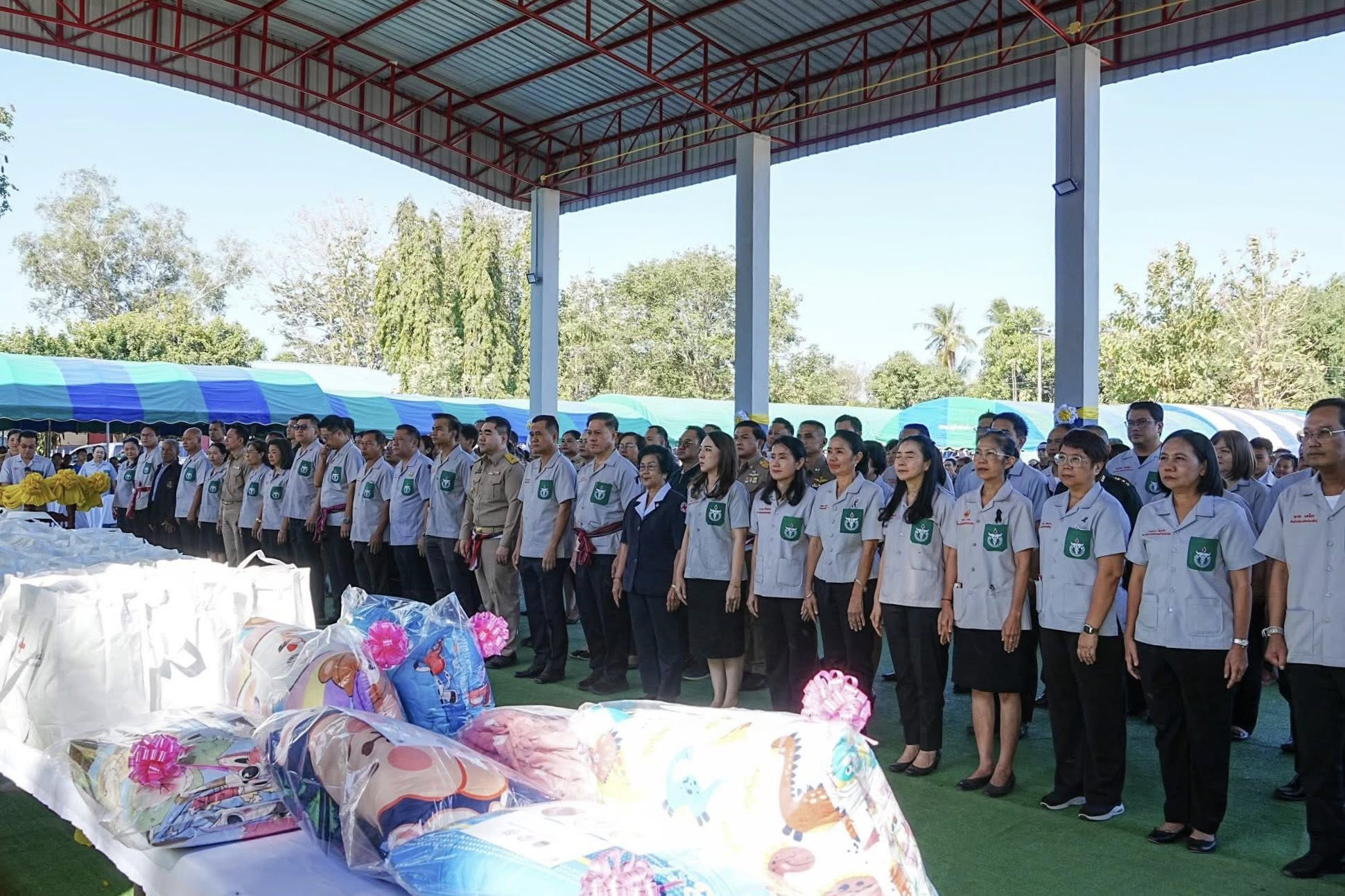 title - ส.ป.ก.กาฬสินธุ์ เข้าร่วมโครงการหน่วยแพทย์เคลื่อนที่ พอ.สว. และโครงการจังหวัดกาฬสินธุ์ บำบัดทุกข์ บำรุงสุข สร้างรอยยิ้มให้ประชาชน ออกไปให้บริการประชาชน ณ โรงเรียนบ้านเหล่าสีแก้ว บ้านเหล่าสีแก้ว หมู่ที่ 9 ตำบลไค้นุ่น อำเภอห้วยผึ้ง จังหวัดกาฬสินธุ์