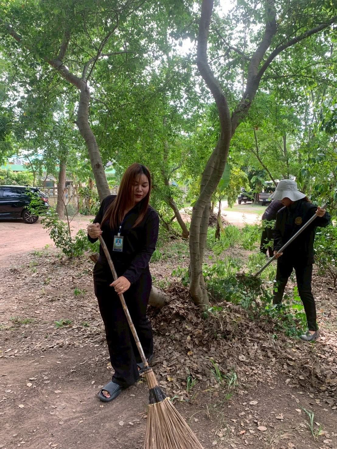 title - ส.ป.ก.กาฬสินธุ์ ร่วมจัดกิจกรรมจิตอาสาเฉลิมพระเกียรติสมเด็จพระนางเจ้าฯ พระบรมราชินี เนื่องในโอกาสมหามงคลเฉลิมพระชนมพรรษา 4 รอบ (3 มิถุนายน 2569)