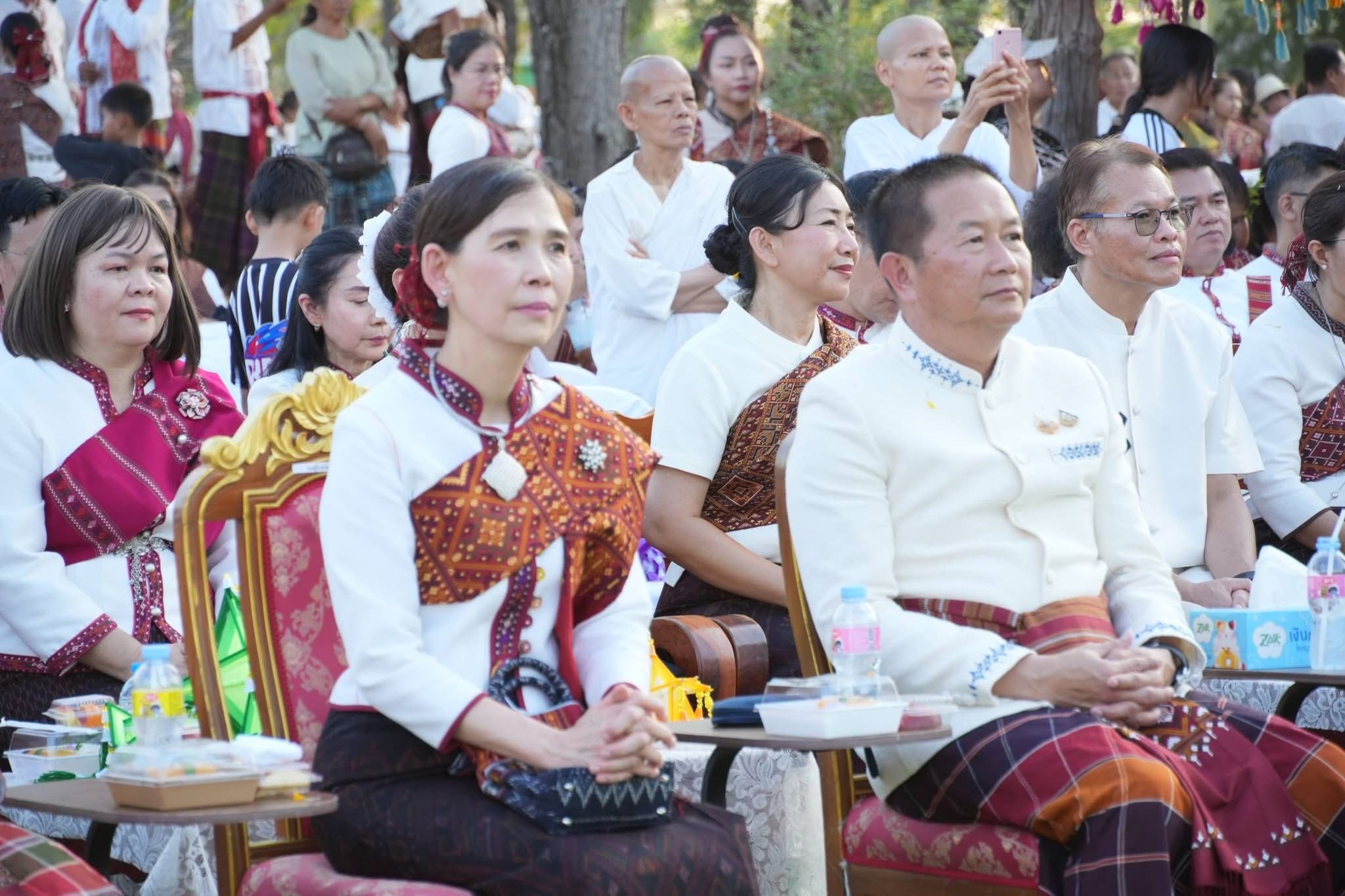 title - ส.ป.ก.กาฬสินธุ์ ร่วมงานเทศกาล 