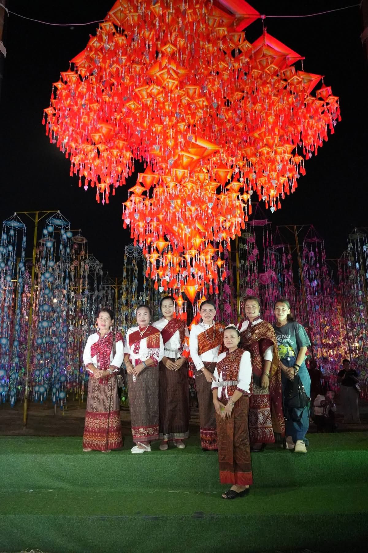 title - ส.ป.ก.กาฬสินธุ์ ร่วมงานเทศกาล 