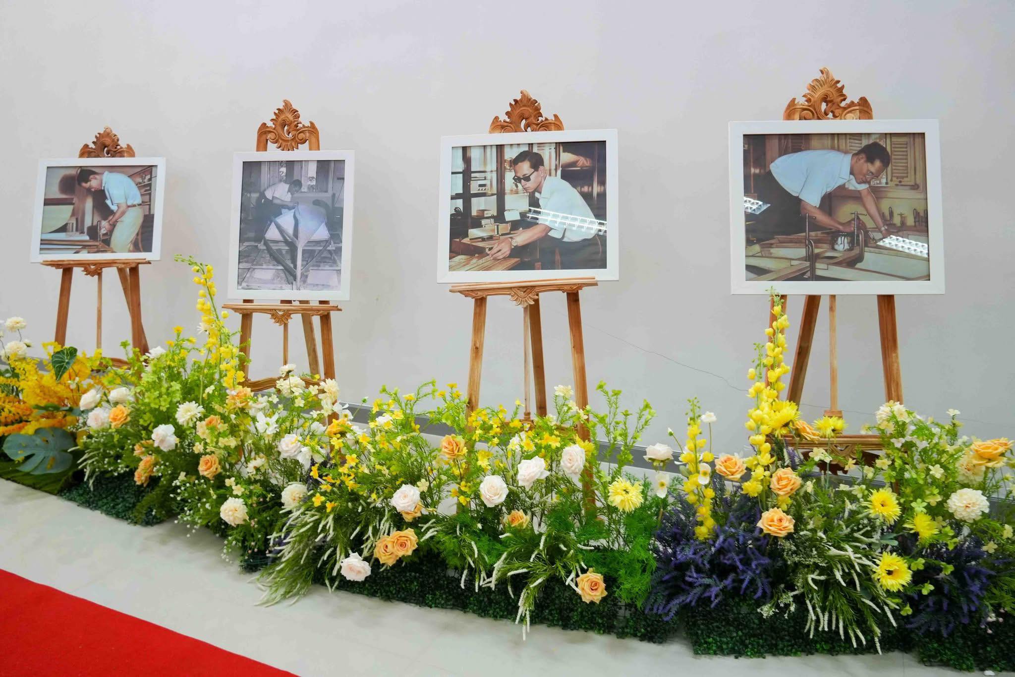 title - ส.ป.ก.กาฬสินธุ์ ร่วมพิธีถวายราชสักการะแด่พระบาทสมเด็จพระบรมชนกาธิเบศร มหาภูมิพลอดุลยเดชมหาราช บรมนาถบพิตร ”พระบิดาแห่งมาตรฐานการช่างไทย” เนื่องในวันมาตรฐานฝีมือแรงงานแห่งชาติ ณ ห้องประชุมพยับหมอก ชั้น 3 อาคารสำนักงานอธิการบดีและบริหารสินทรัพย์ มหาวิทยาลัยกาฬสินธุ์