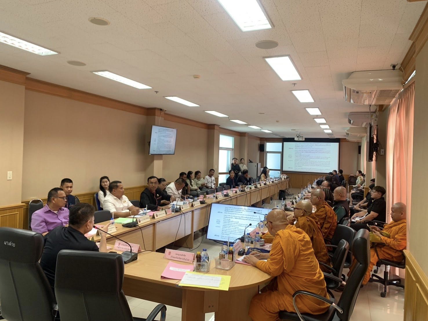 title - ส.ป.ก.กาฬสินธุ์ร่วมการประชุมคณะกรรมการป้องกันและแก้ไขปัญหาที่พักสงฆ์ในพื้นที่ป่าไม้ระดับจังหวัด ครั้งที่ 1/2569 ณ ห้องประชุมผาเสวย ชั้น 2 ศาลากลางจังหวัดกาฬสินธุ์