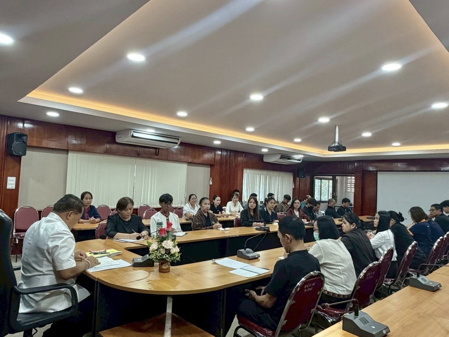 title - ส.ป.ก.กาฬสินธุ์ จัดประชุมประจำเดือน ณ ห้องประชุมสำนักงานการปฏิรูปที่ดินจังหวัดกาฬสินธุ์ ชั้น 2