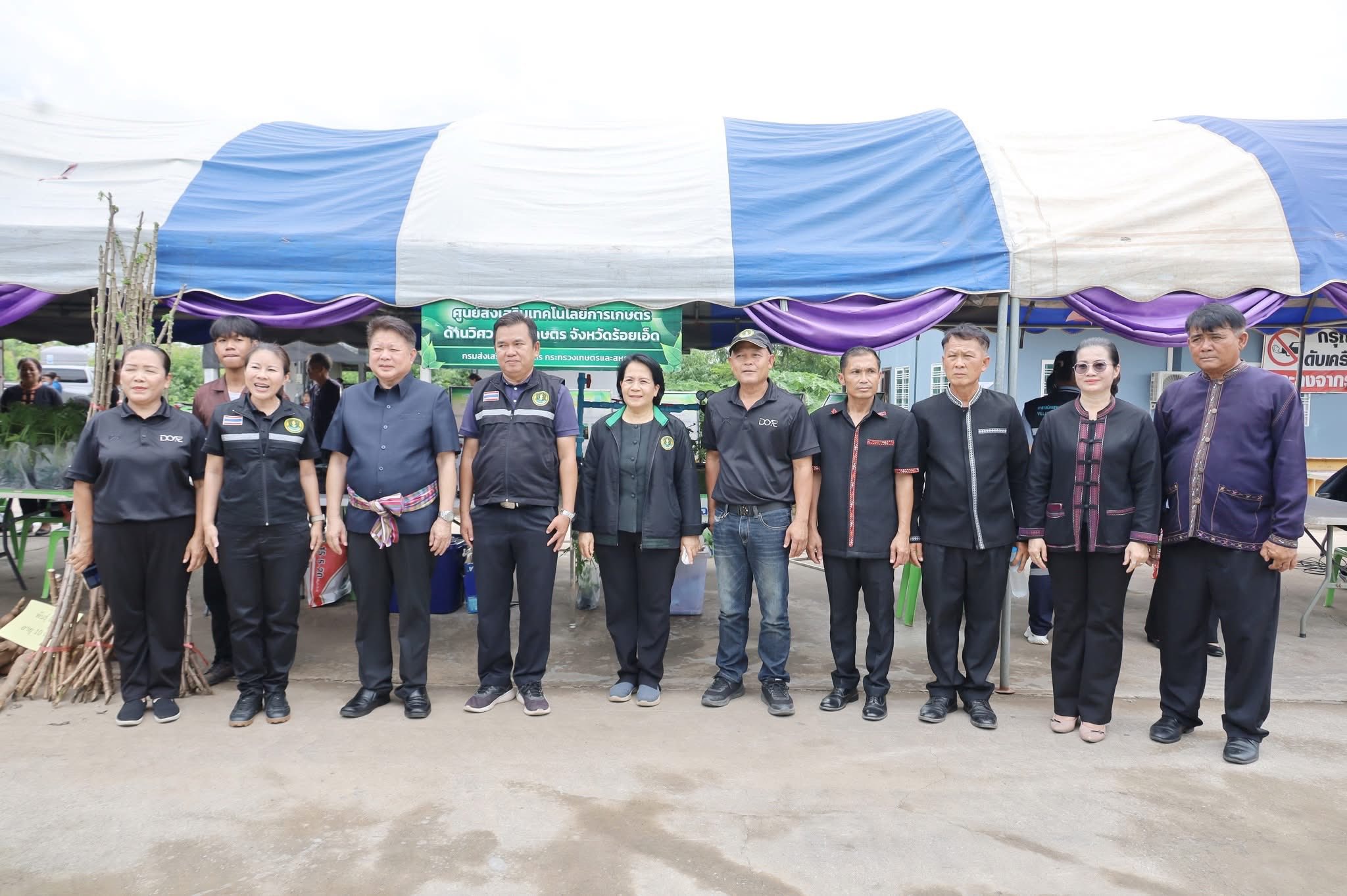 title - ส.ป.ก.กาฬสินธุ์ ร่วมงานรณรงค์และเชื่อมโยงเครือข่ายมันสำปะหลังสะอาด โครงการเพิ่มประสิทธิภาพการผลิตพืชเศรษฐกิจหลัก สร้างความมั่นคงเศรษฐกิจฐานรากภาคการเกษตร กิจกรรมหลัก พัฒนาศักยภาพการผลิตมันสำปะหลังคุณภาพ เสริมสร้างความมั่นคงพืชเศรษฐกิจ ประจำปี 2569 ณ สหกรณ์การเกษตรคำม่วง จำกัด (สาขา 3 นาบอน) หมู่ที่ 6 ตำบลนาบอน อำเภอคำม่วง จังหวัดกาฬสินธุ์