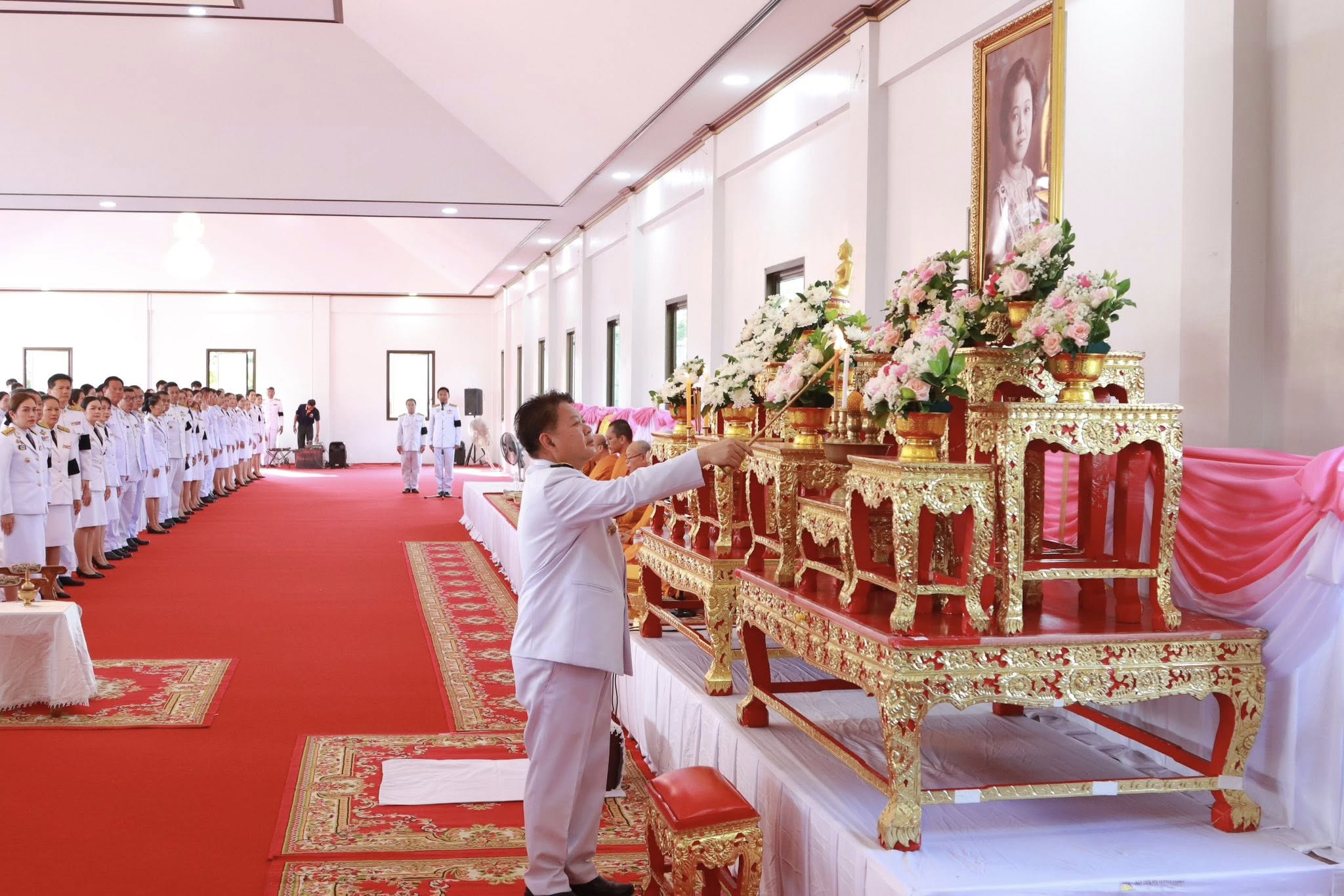 title - ส.ป.ก.กาฬสินธุ์ ร่วมพิธีสวดพระพุทธมนต์และทำบุญตักบาตรถวายพระราชกุศลเนื่องในโอกาสการประกาศยกย่องพระเกียรติคุณพระราชกรณียกิจในวาระครบ 100 ปี สมเด็จพระนางเจ้ารำไพพรรณี พระบรมราชินี ในรัชกาลที่ 7 ณ พระอุโบสถ วัดประชานิยม พระอารามหลวง อำเภอเมืองกาฬสินธุ์ จังหวัดกาฬสินธุ์