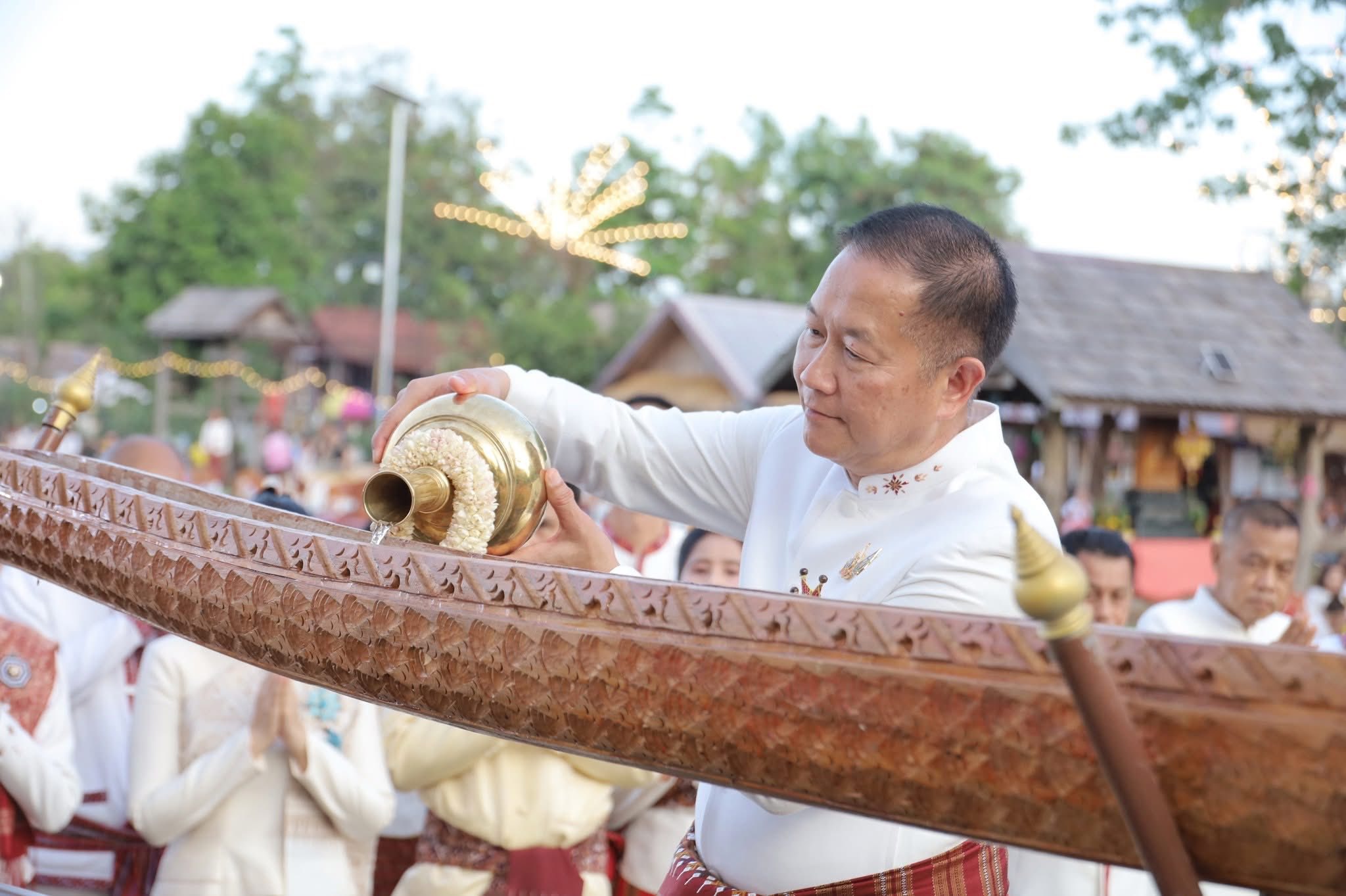 title - ส.ป.ก.กาฬสินธุ์ ร่วมพิธีเปิดงานเทศกาล “วิสาขปุณฺณมีปูชา” จังหวัดกาฬสินธุ์ ประจำปีงบประมาณ พ.ศ.2569