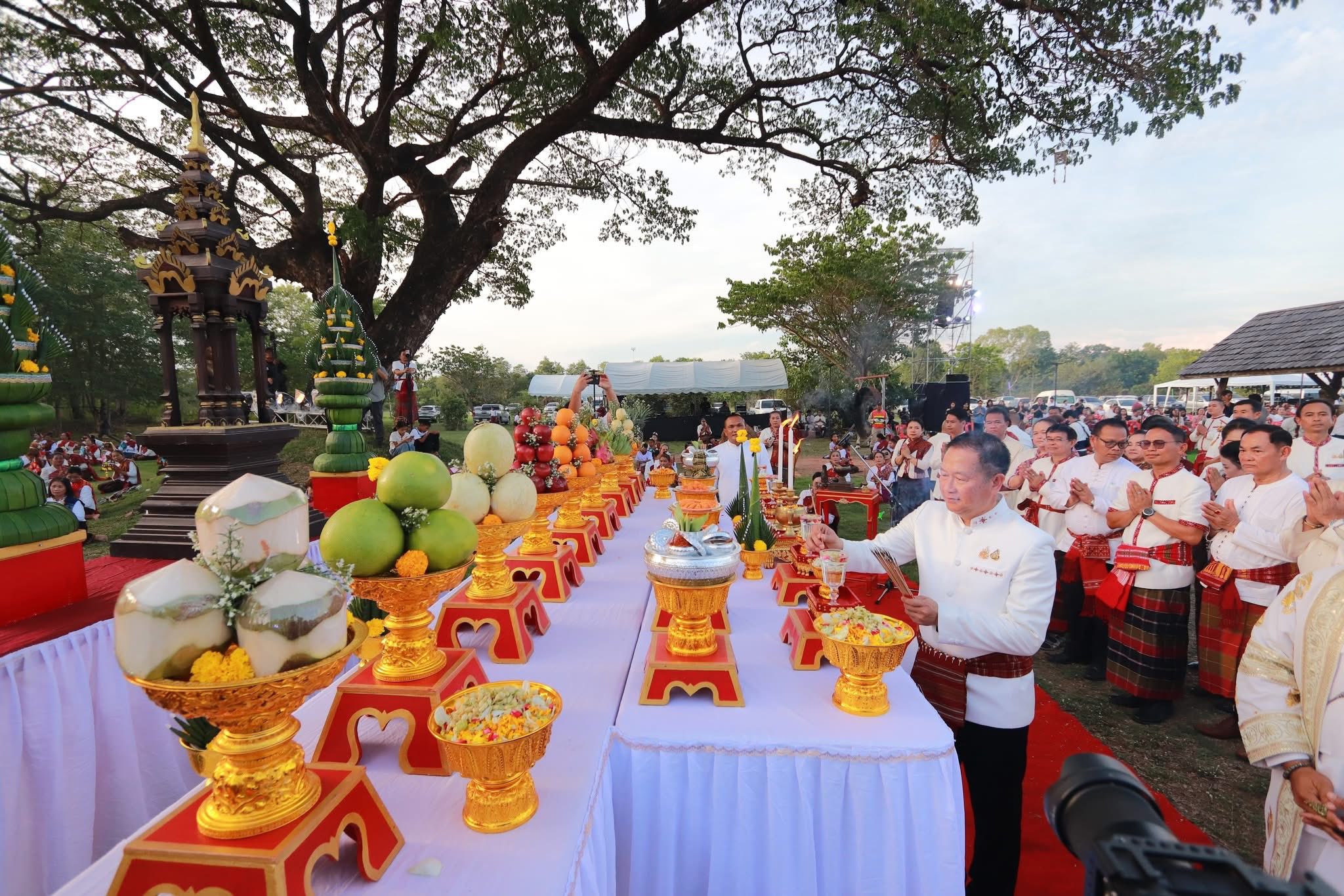 title - ส.ป.ก.กาฬสินธุ์ ร่วมพิธีเปิดงานเทศกาล “วิสาขปุณฺณมีปูชา” จังหวัดกาฬสินธุ์ ประจำปีงบประมาณ พ.ศ.2569