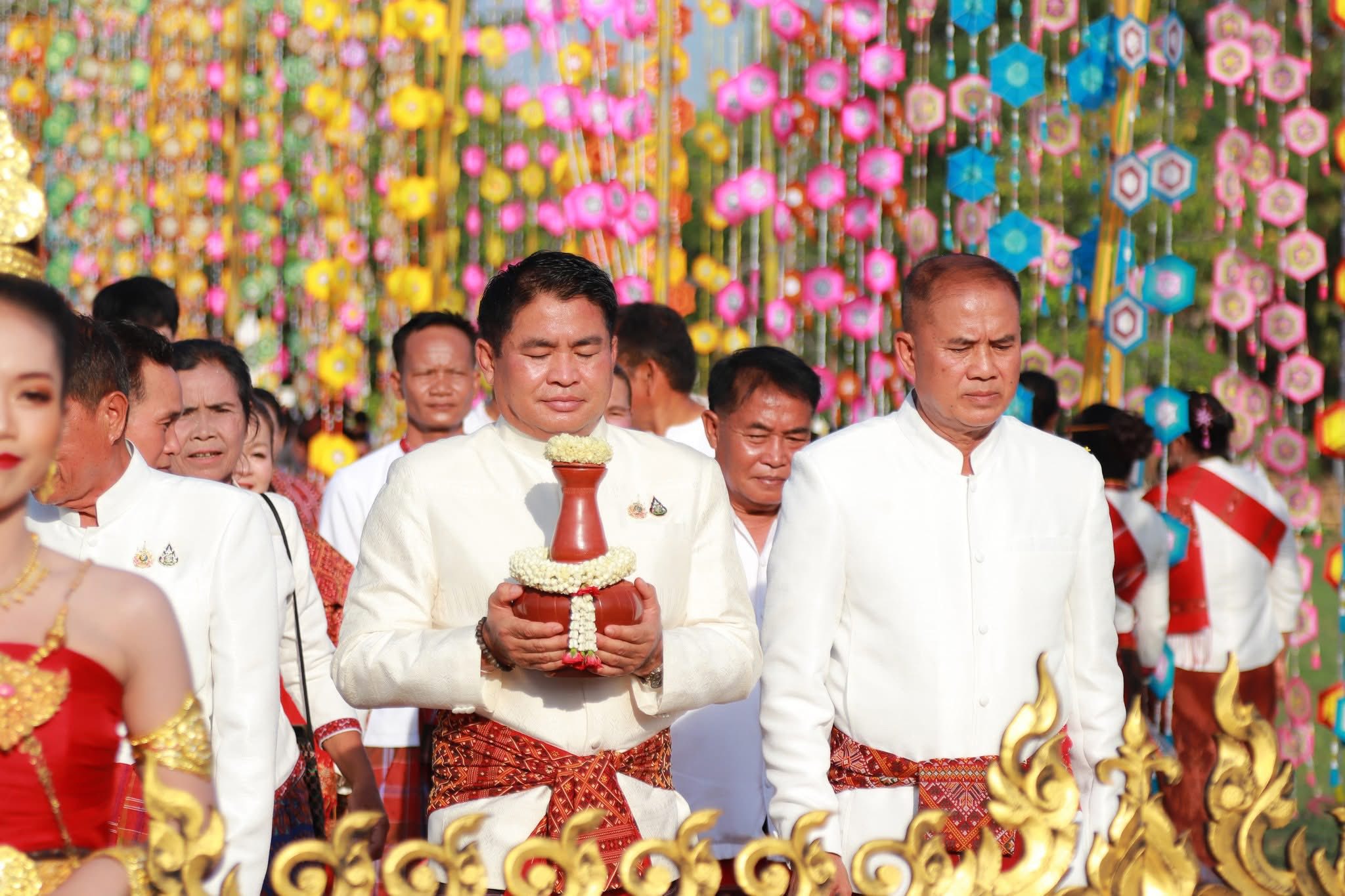 title - ส.ป.ก.กาฬสินธุ์ ร่วมพิธีเปิดงานเทศกาล “วิสาขปุณฺณมีปูชา” จังหวัดกาฬสินธุ์ ประจำปีงบประมาณ พ.ศ.2569
